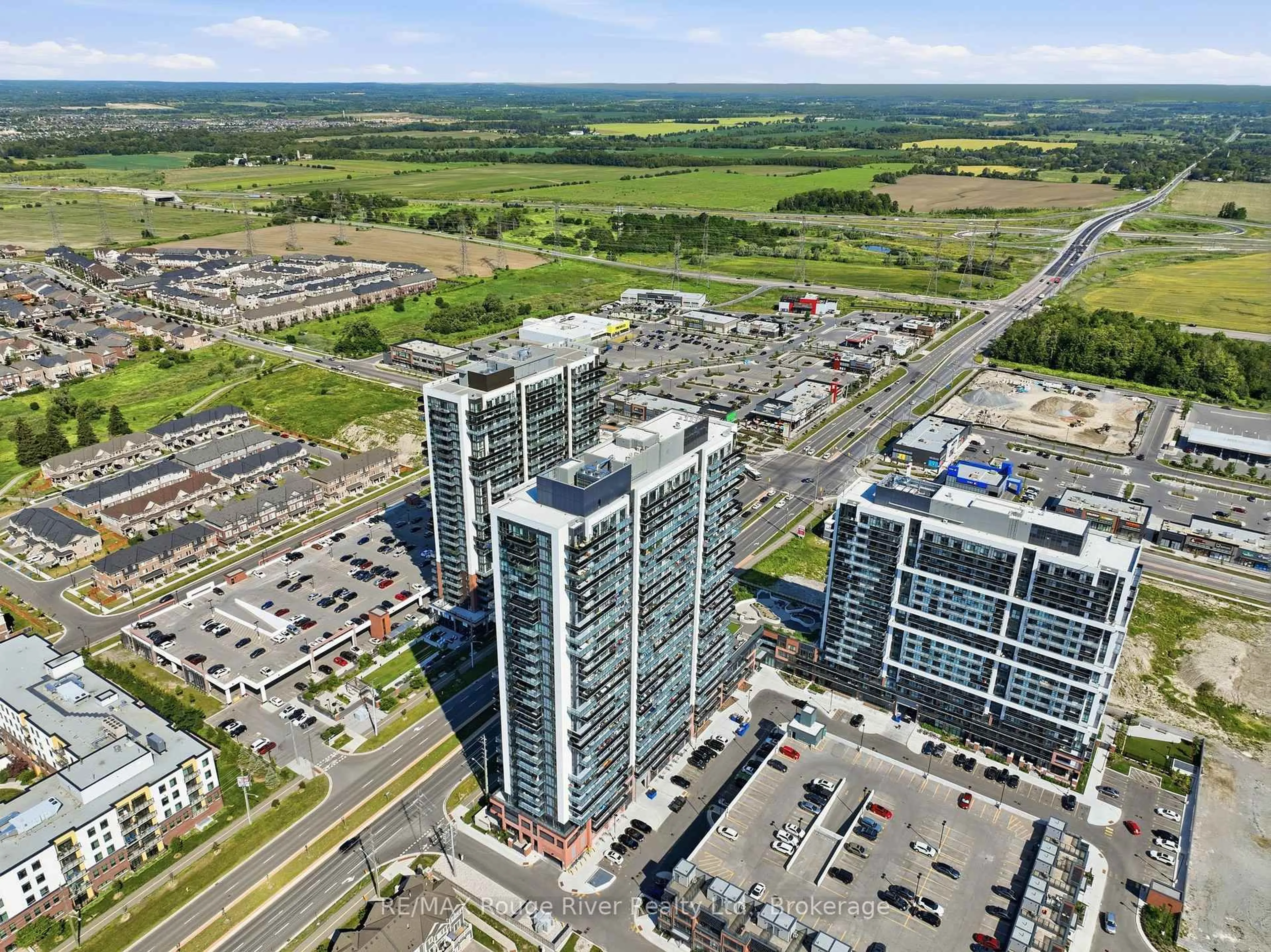 A pic from outside/outdoor area/front of a property/back of a property/a pic from drone, city buildings view from balcony for 2545 SIMCOE St #2321, Oshawa Ontario L1L 0W3