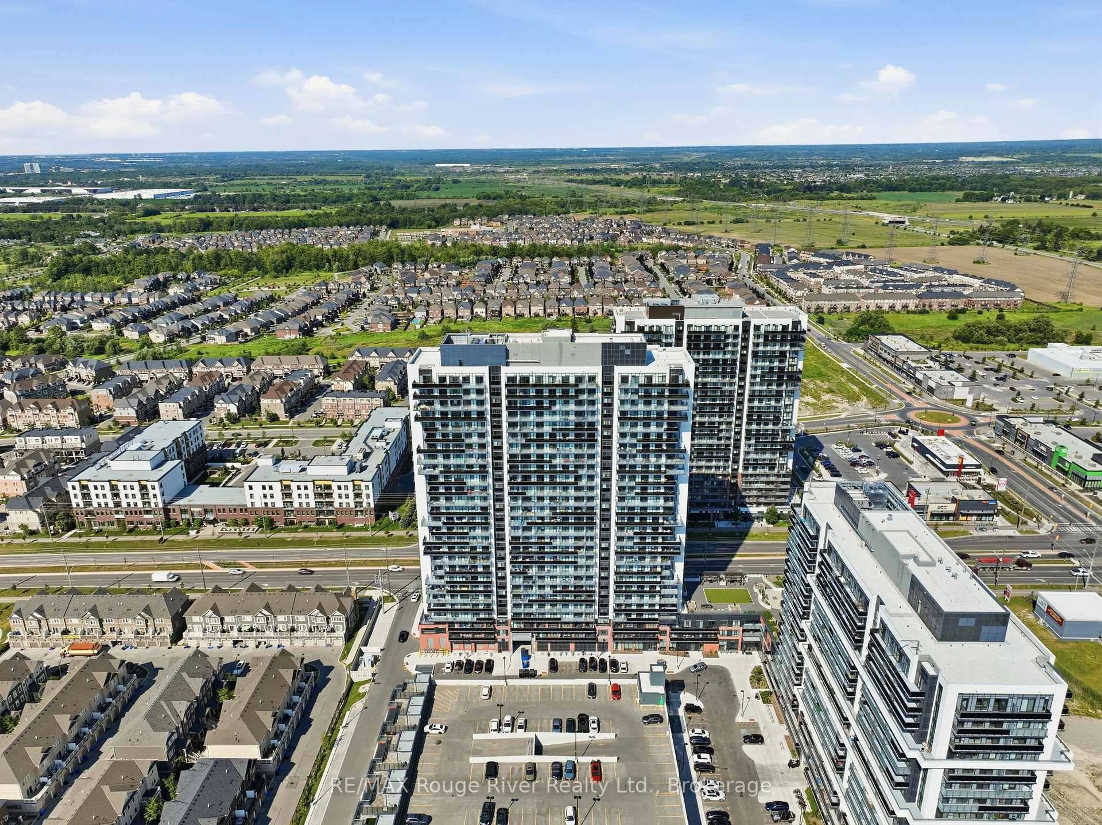 A pic from outside/outdoor area/front of a property/back of a property/a pic from drone, city buildings view from balcony for 2545 SIMCOE St #2321, Oshawa Ontario L1L 0W3