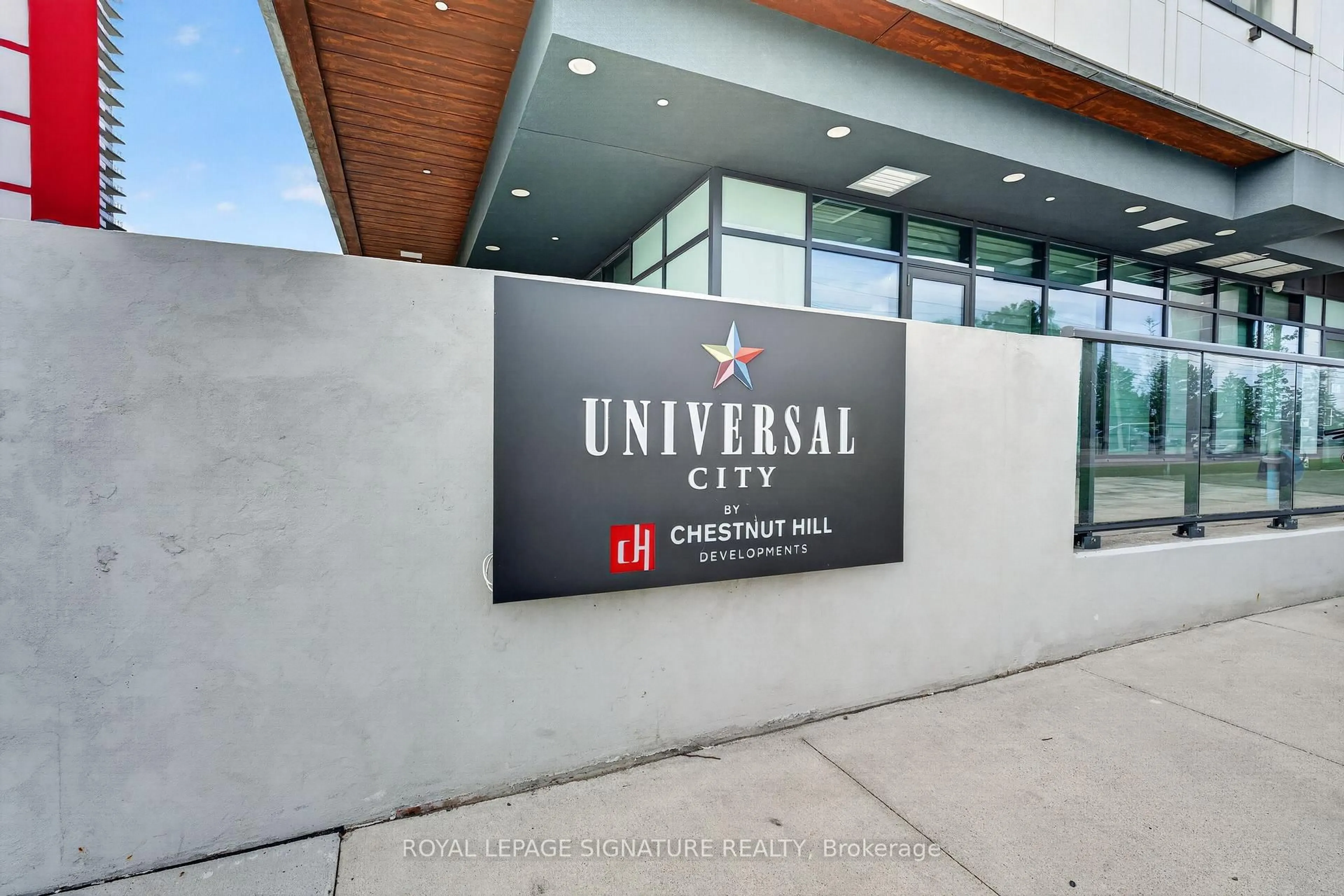 Indoor foyer for 1480 Bayly St #1212, Pickering Ontario L1W 0C2