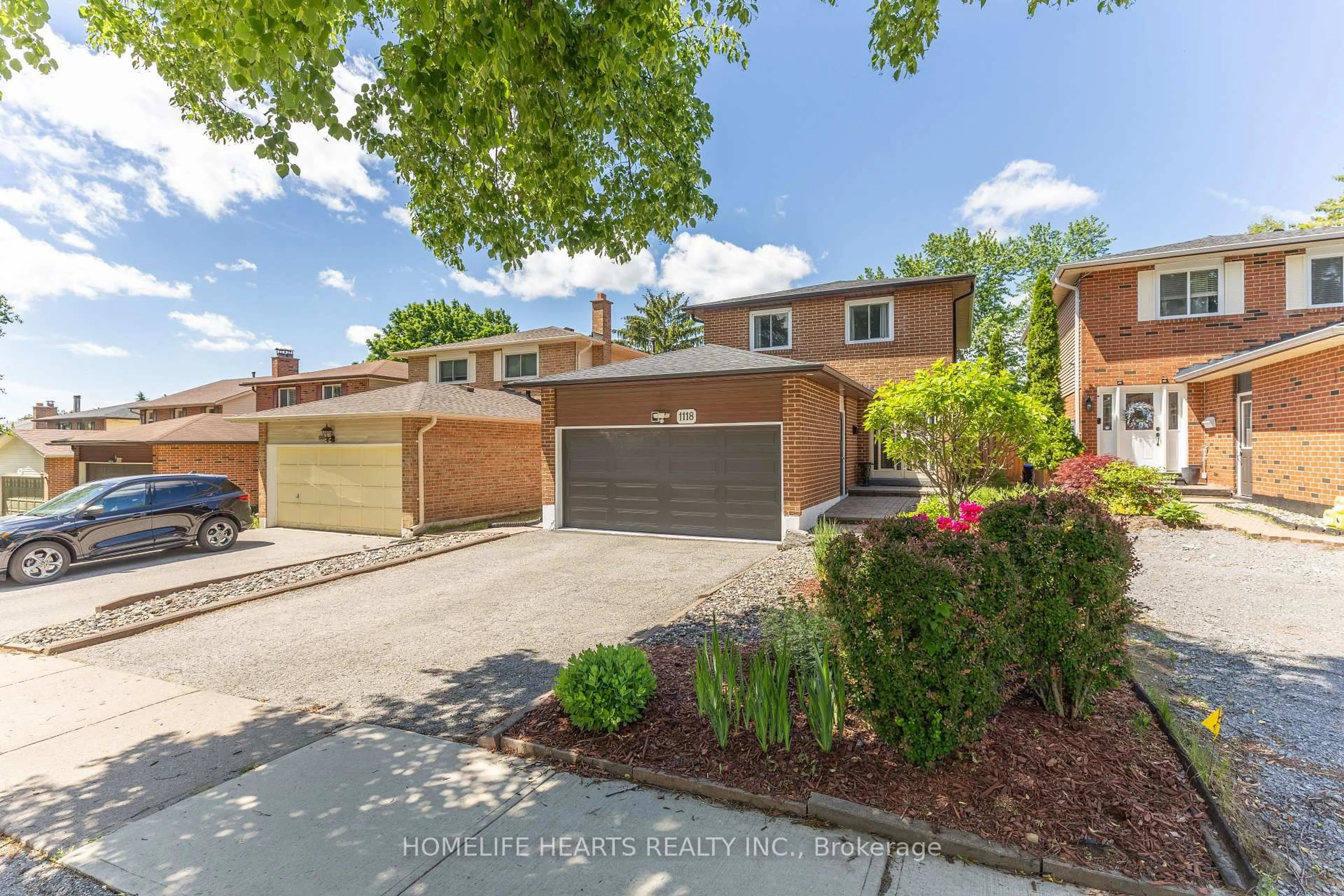 Home with brick exterior material, street for 1118 Cedarcroft Cres, Pickering Ontario L1X 1R5