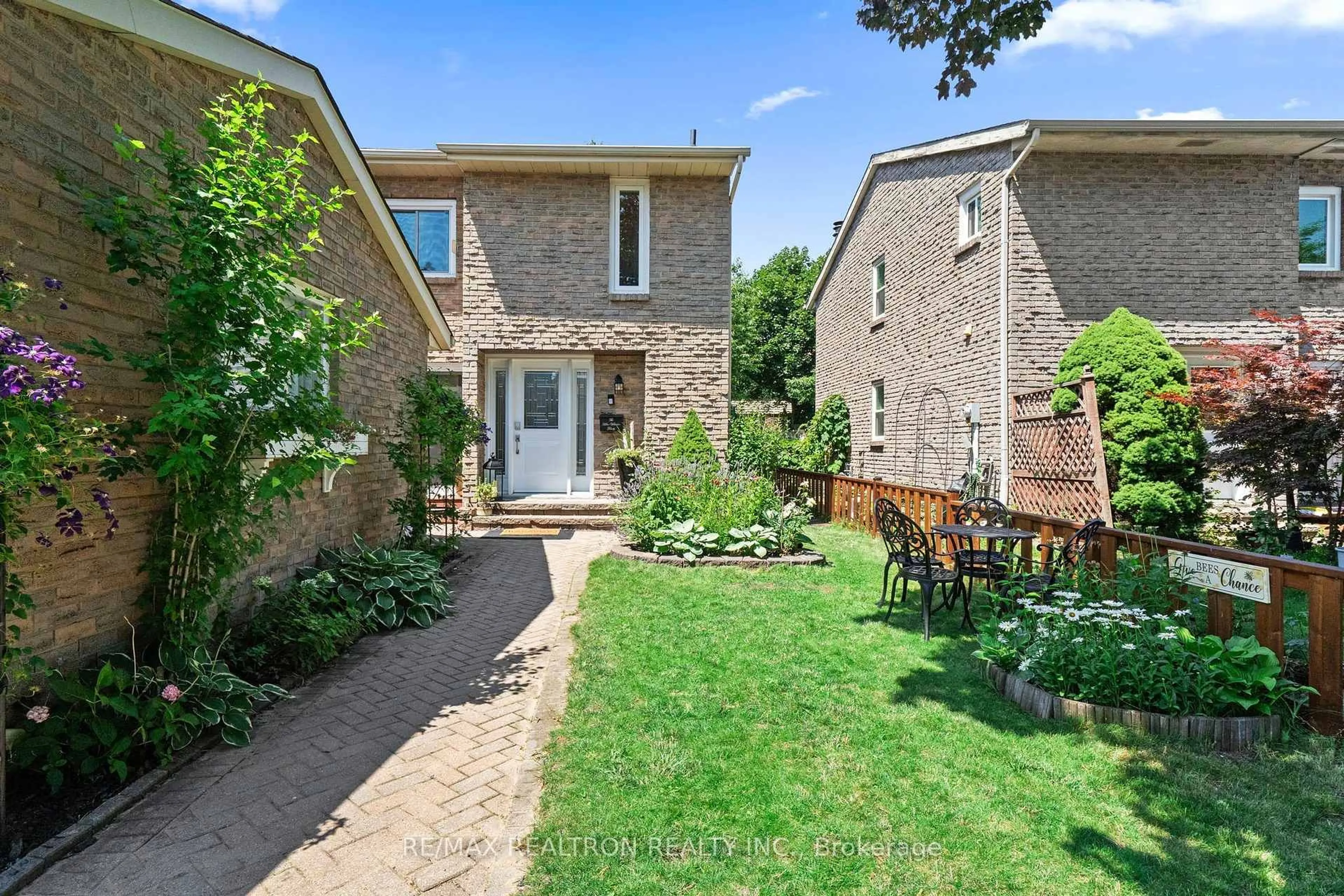 Home with brick exterior material, street for 52 Hood Cres, Toronto Ontario M1W 3C1