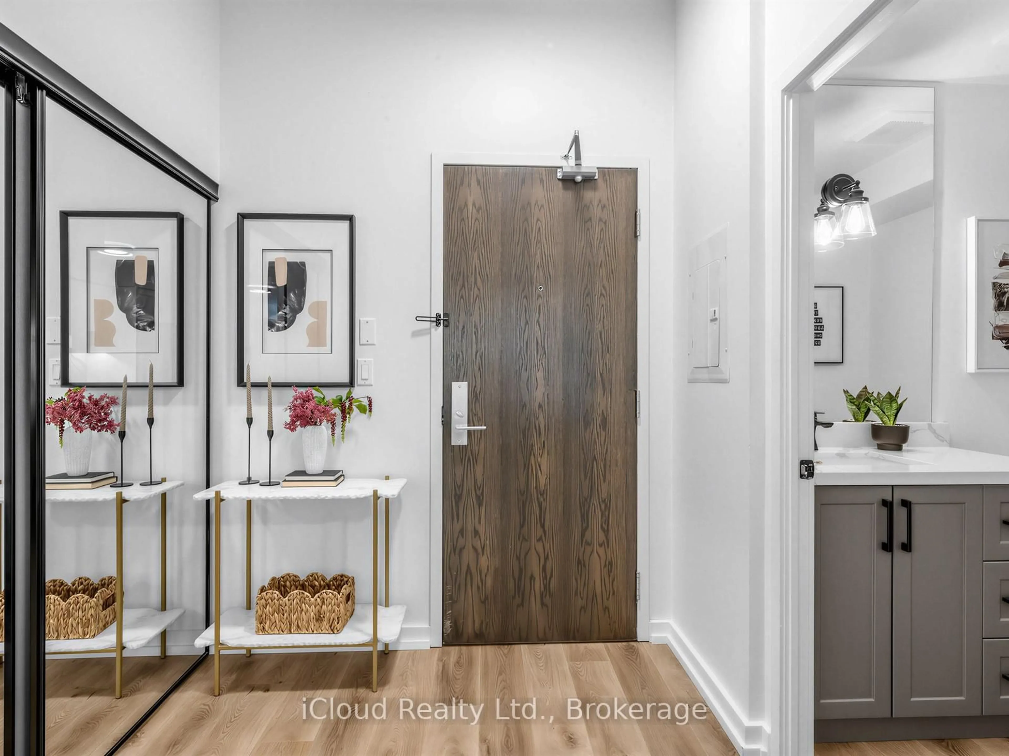 Indoor entryway for 201 Carlaw Ave #244, Toronto Ontario M4M 2S1