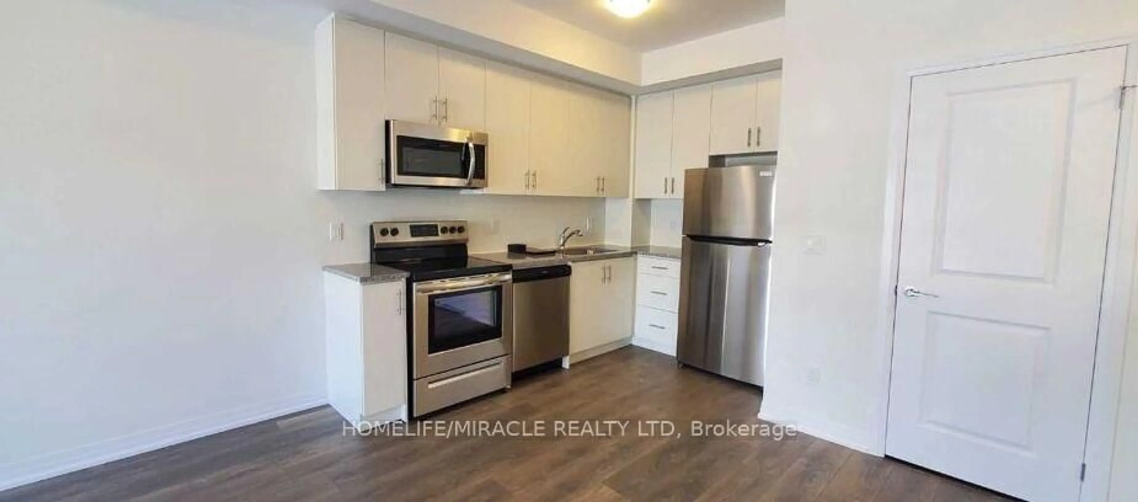 Standard kitchen, wood/laminate floor for 2635 William Jackson Dr, Pickering Ontario L1P 2V8
