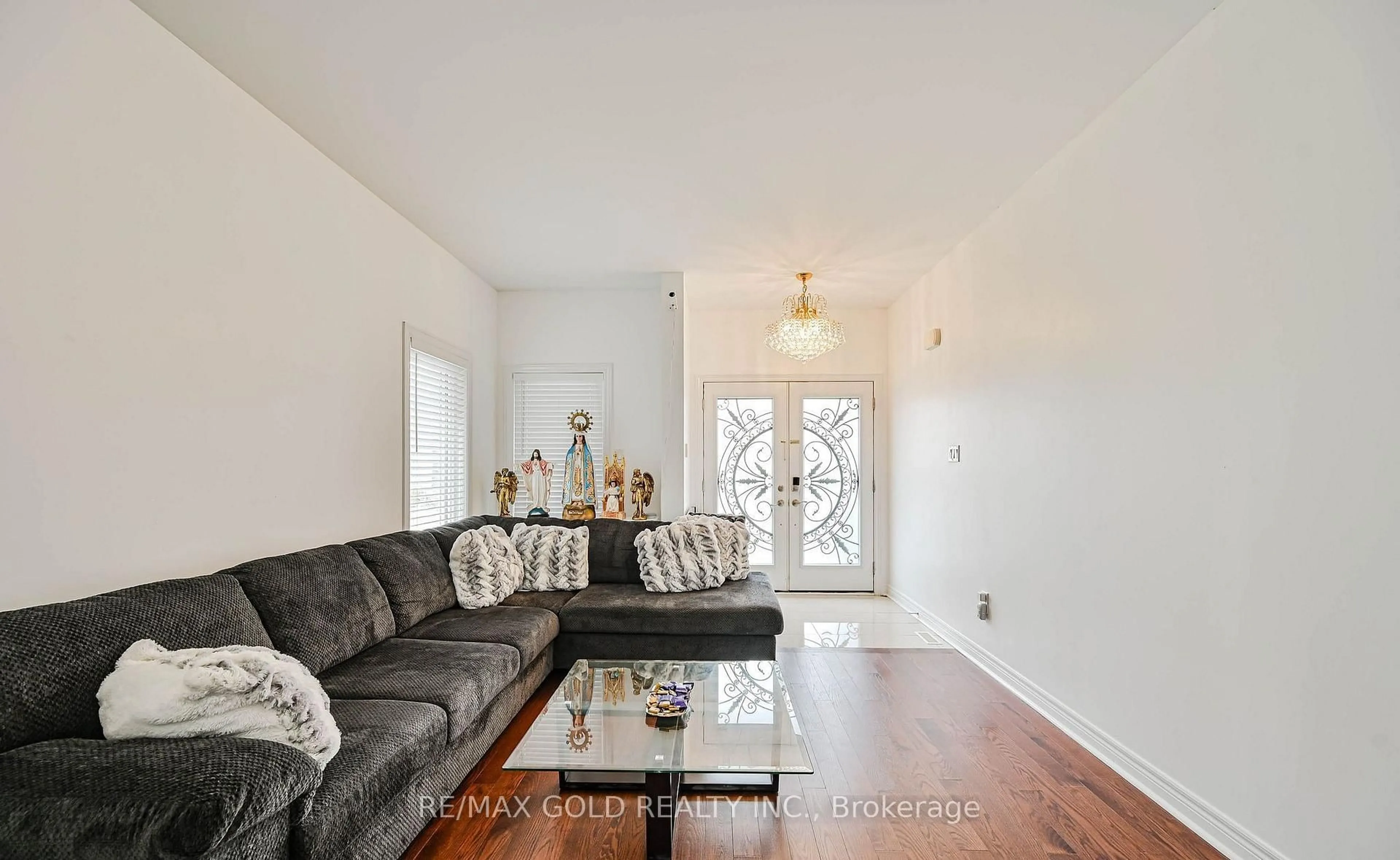 Living room with furniture, unknown for 7 Bellotti Cres, Ajax Ontario L1Z 0M2