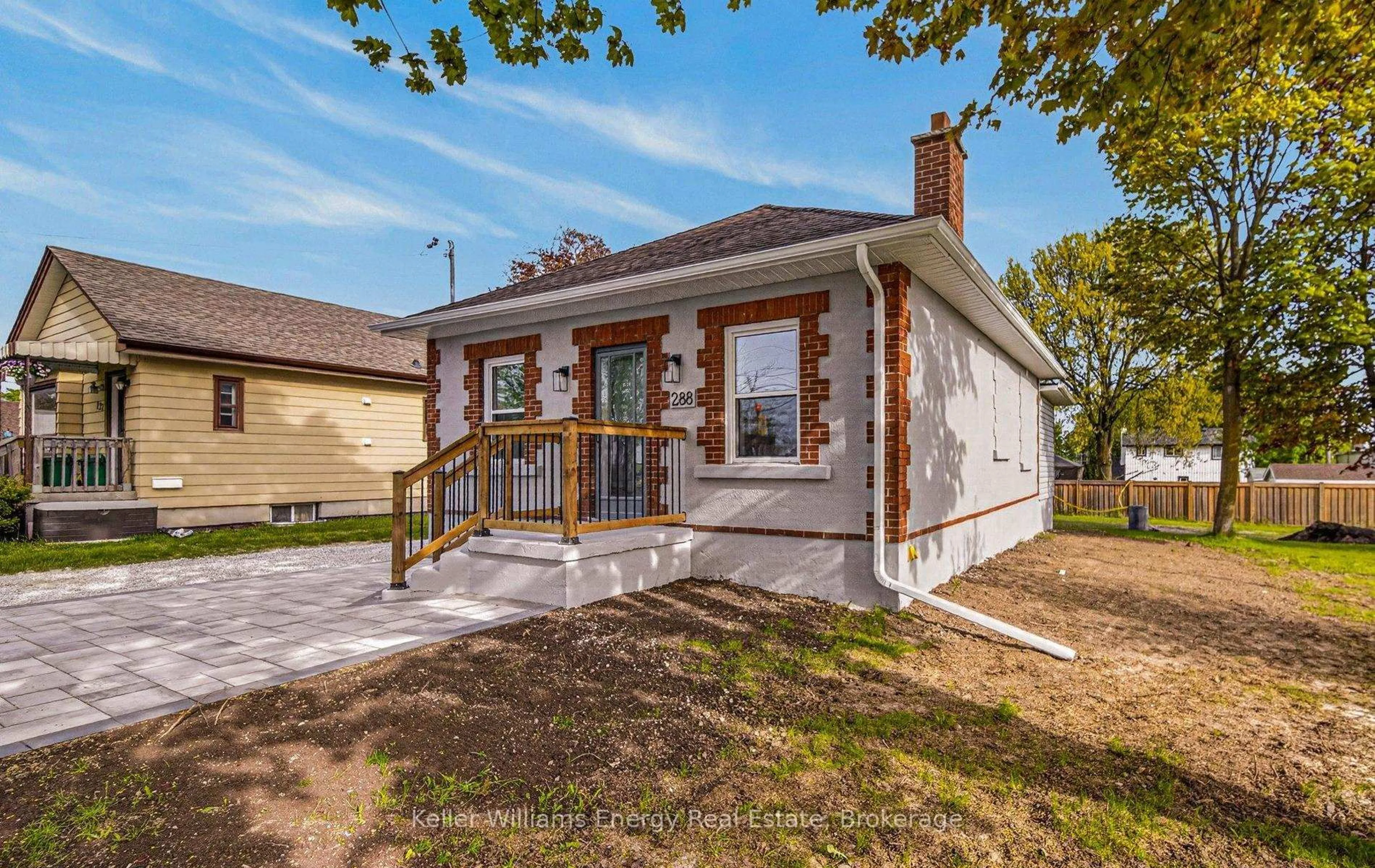 Unknown for 288 Hillside Ave, Oshawa Ontario L1J 1T3