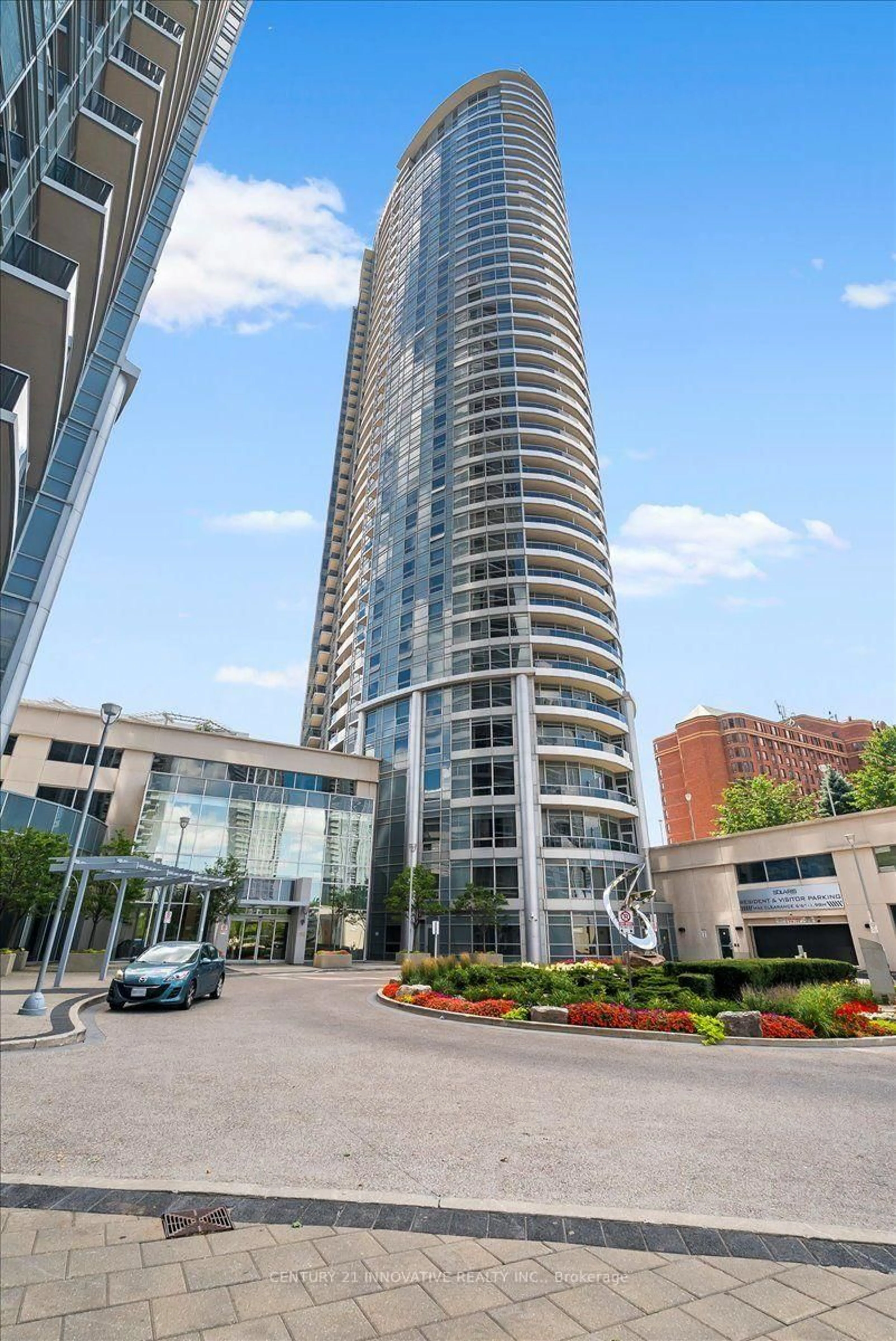 Indoor foyer for 125 Village Green Sq #3501, Toronto Ontario M1S 0G3