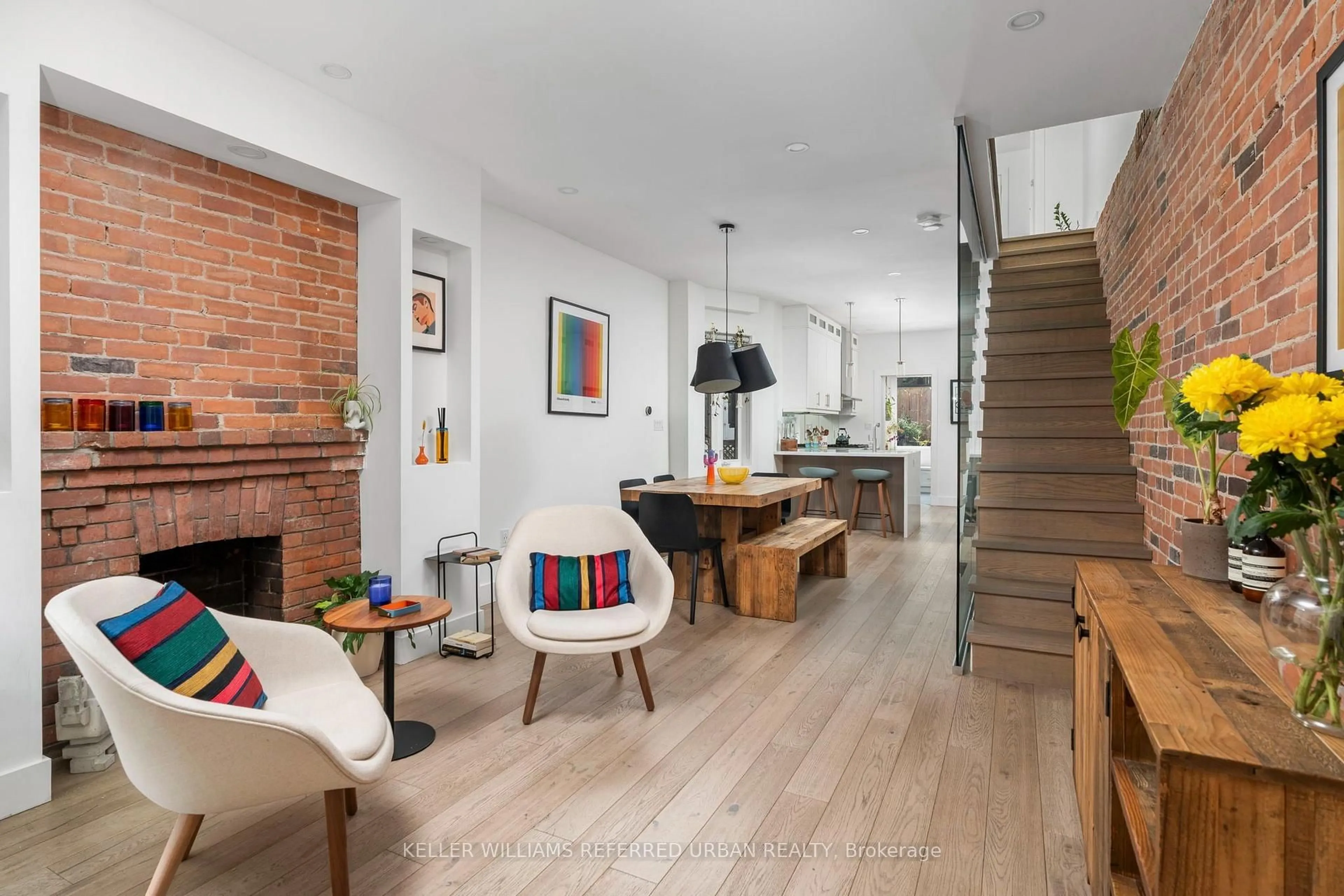 Unknown for 21 Millbrook Cres, Toronto Ontario M4K 1H2
