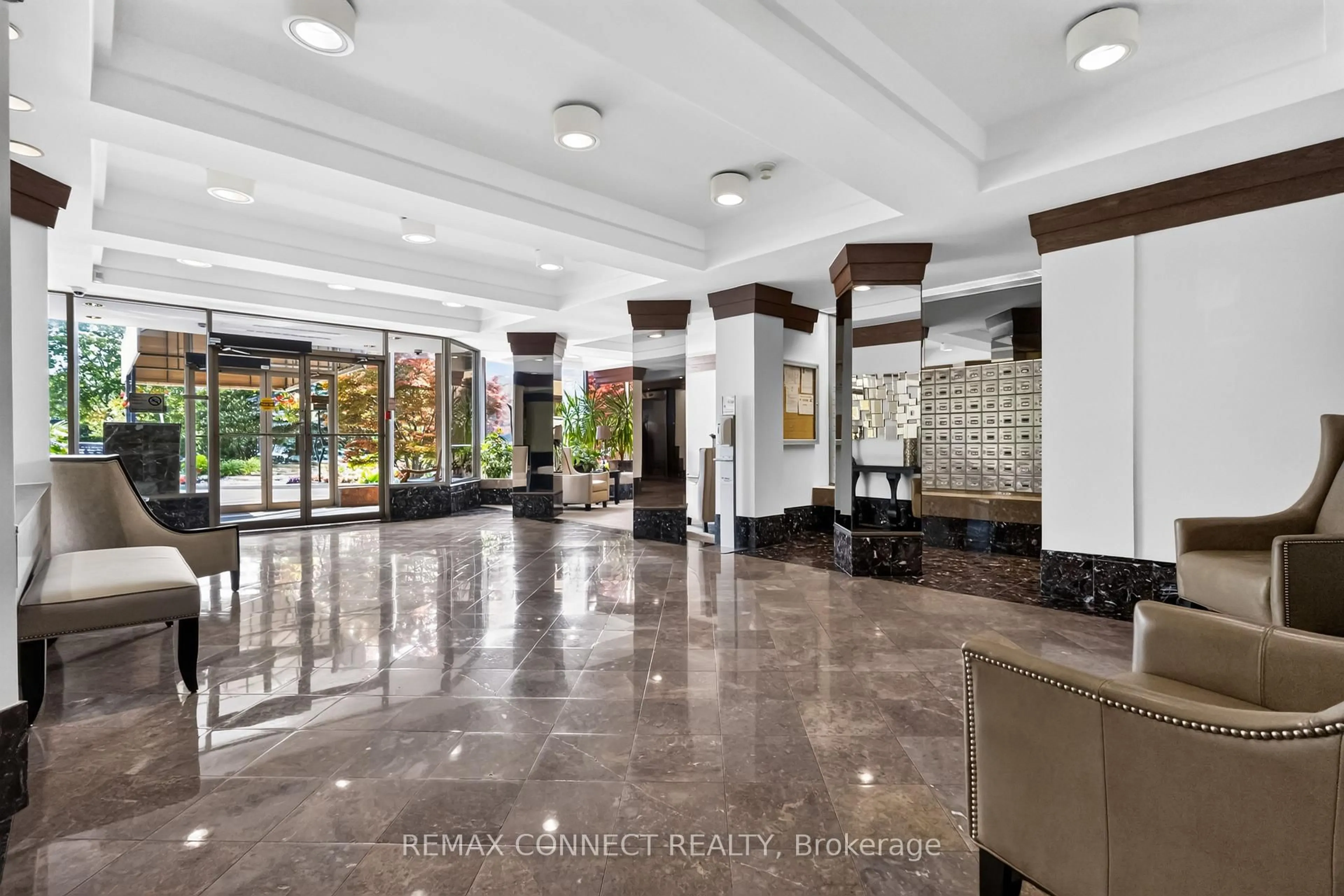 Lobby for 1890 Valley Farm Rd #1516, Pickering Ontario L1V 6B4
