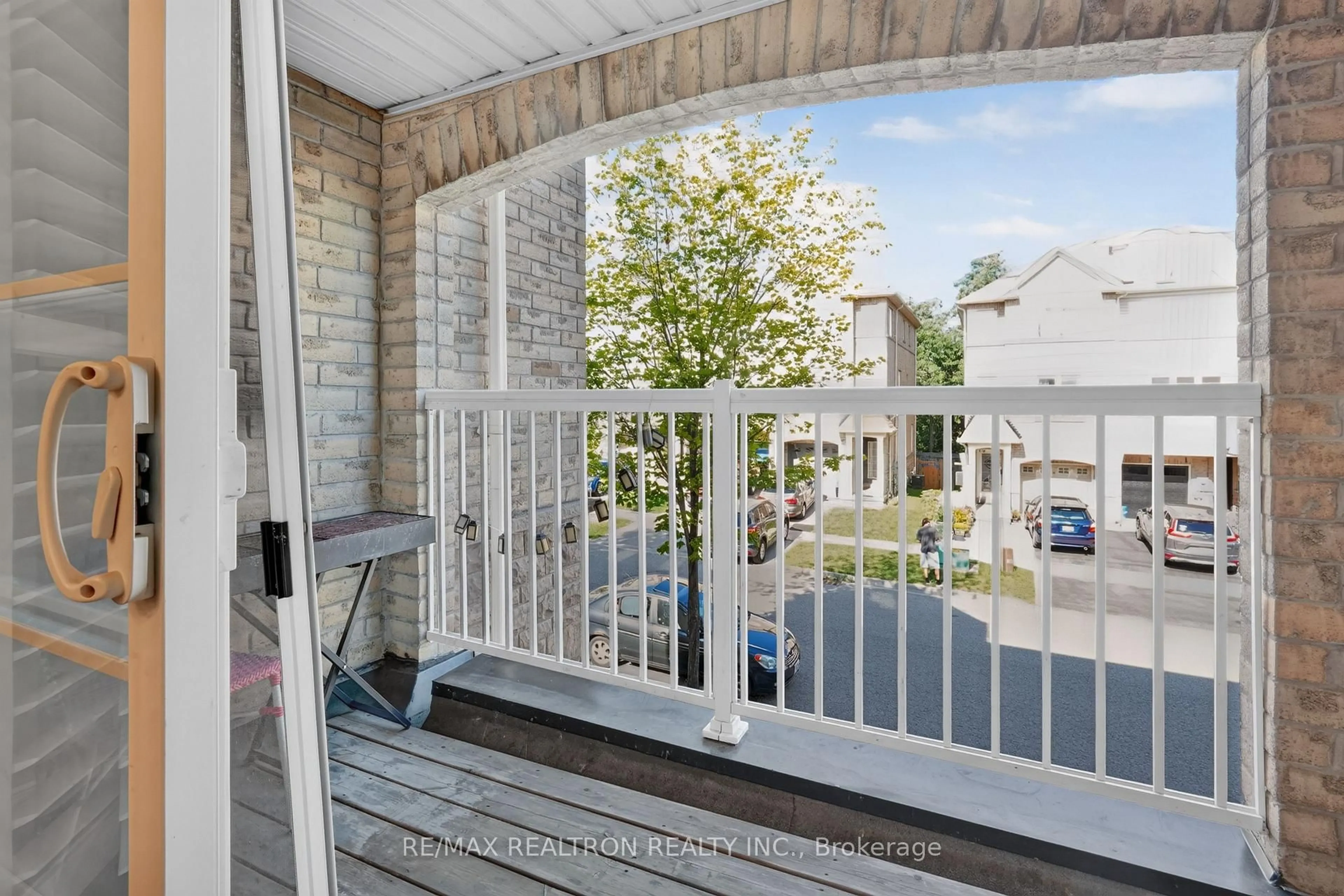 Patio, unknown for 24 Cullcastle St, Ajax Ontario L1S 0A8