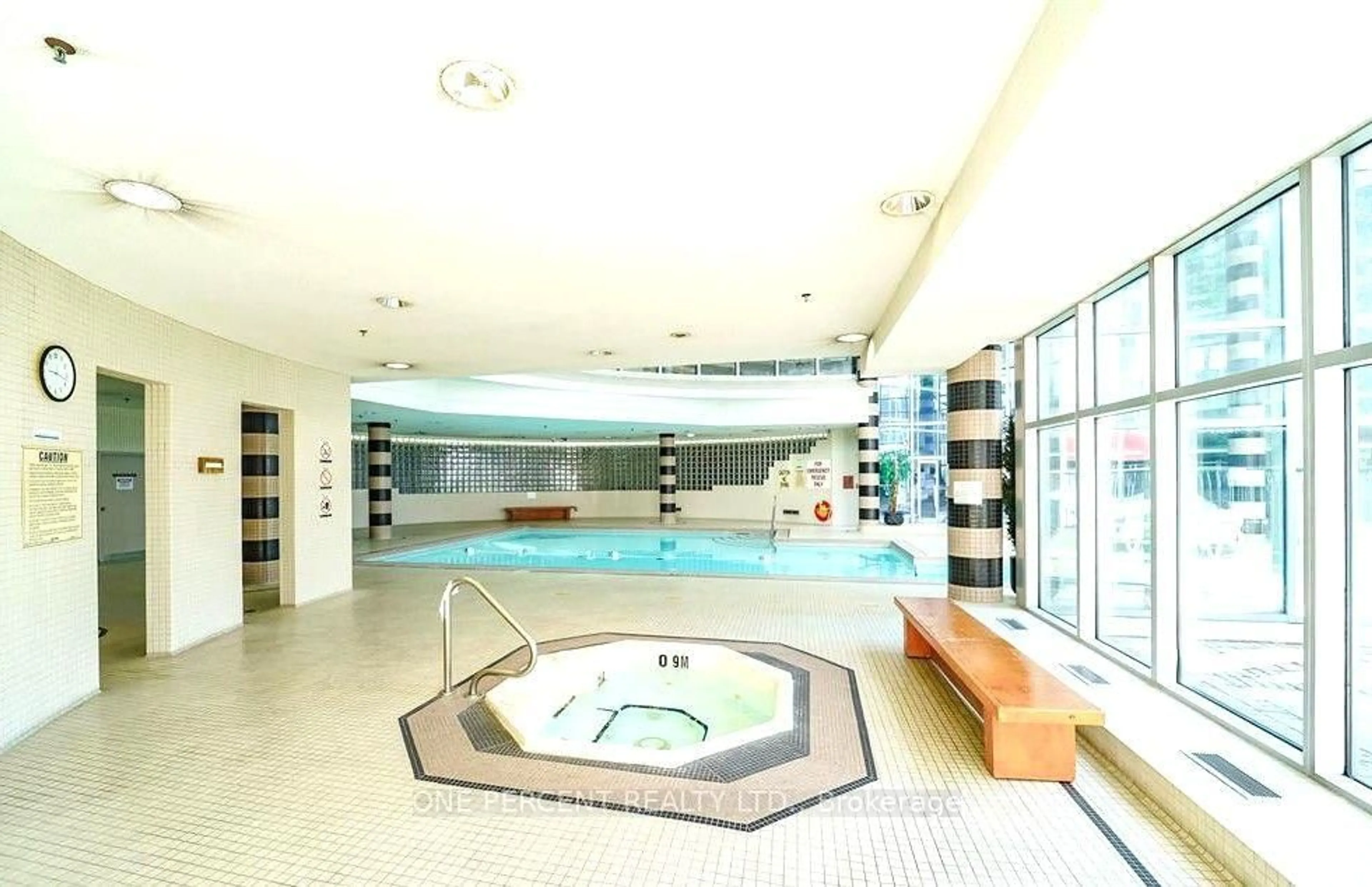 Pool for 2550 Lawrence Ave #402, Toronto Ontario M1P 4Z3