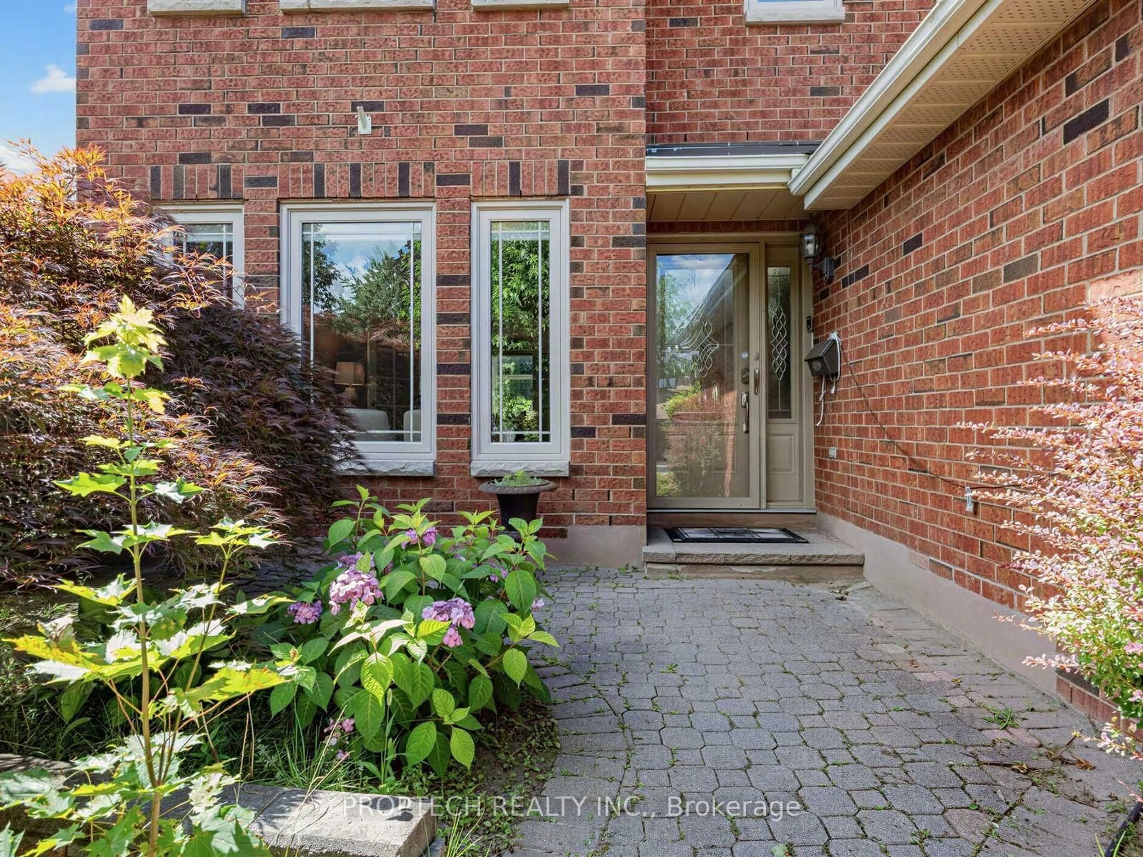 Unknown for 50 Fallingbrook St, Whitby Ontario L1R 1L8