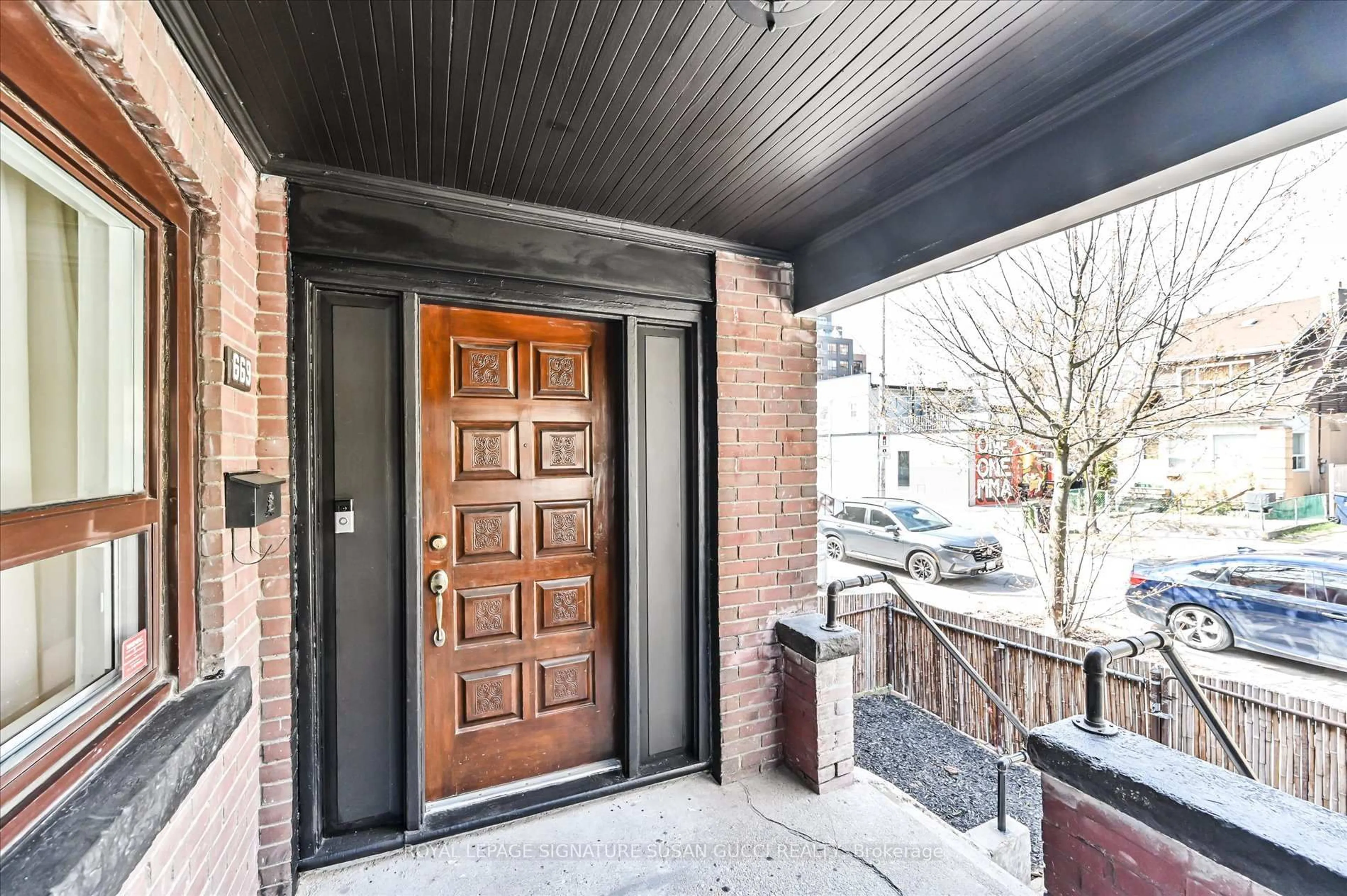 Indoor entryway for 669 Greenwood Ave, Toronto Ontario M4J 4B3