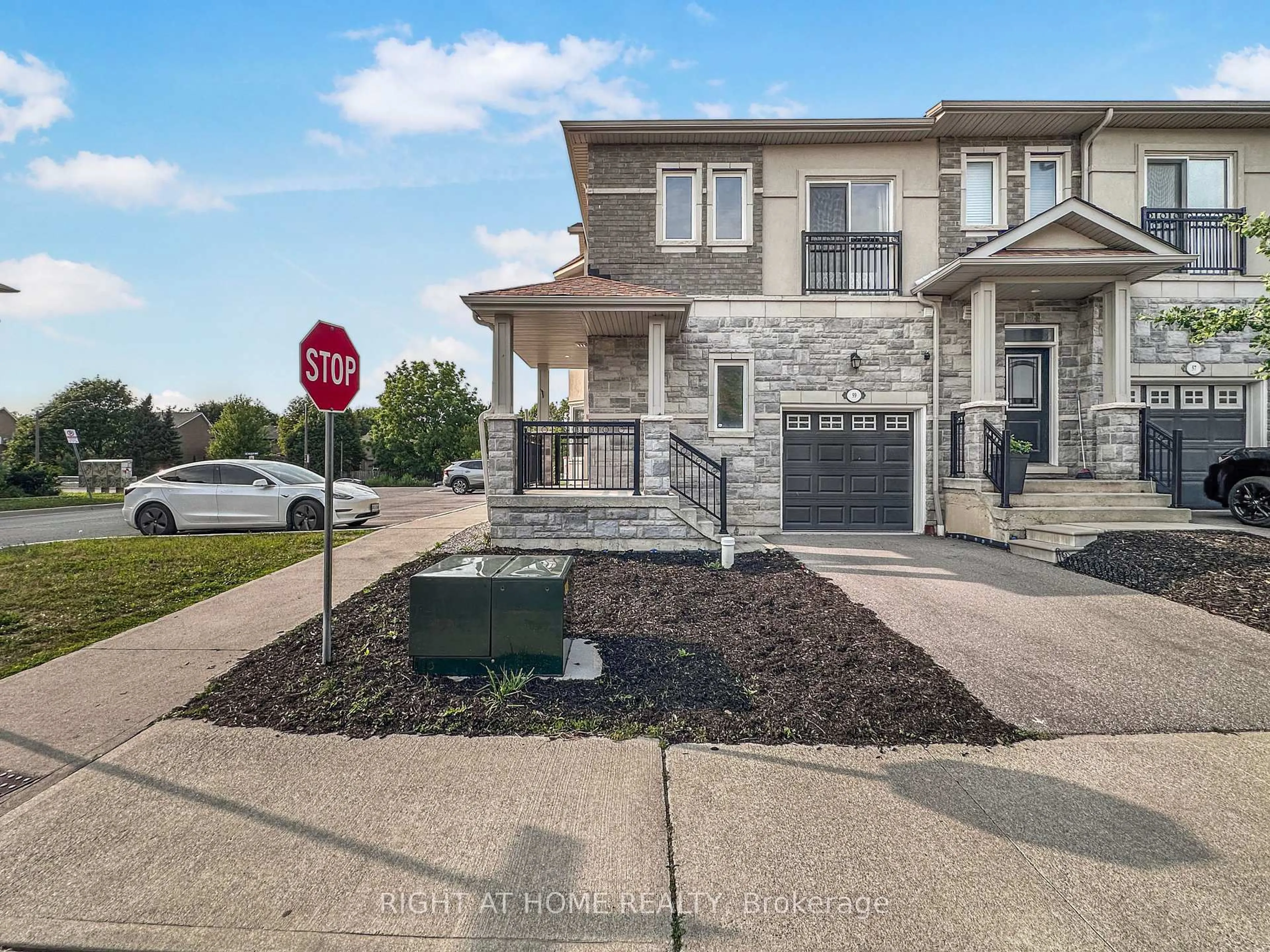 Home with brick exterior material, street for 59 Kantium Way, Whitby Ontario L1N 0L4