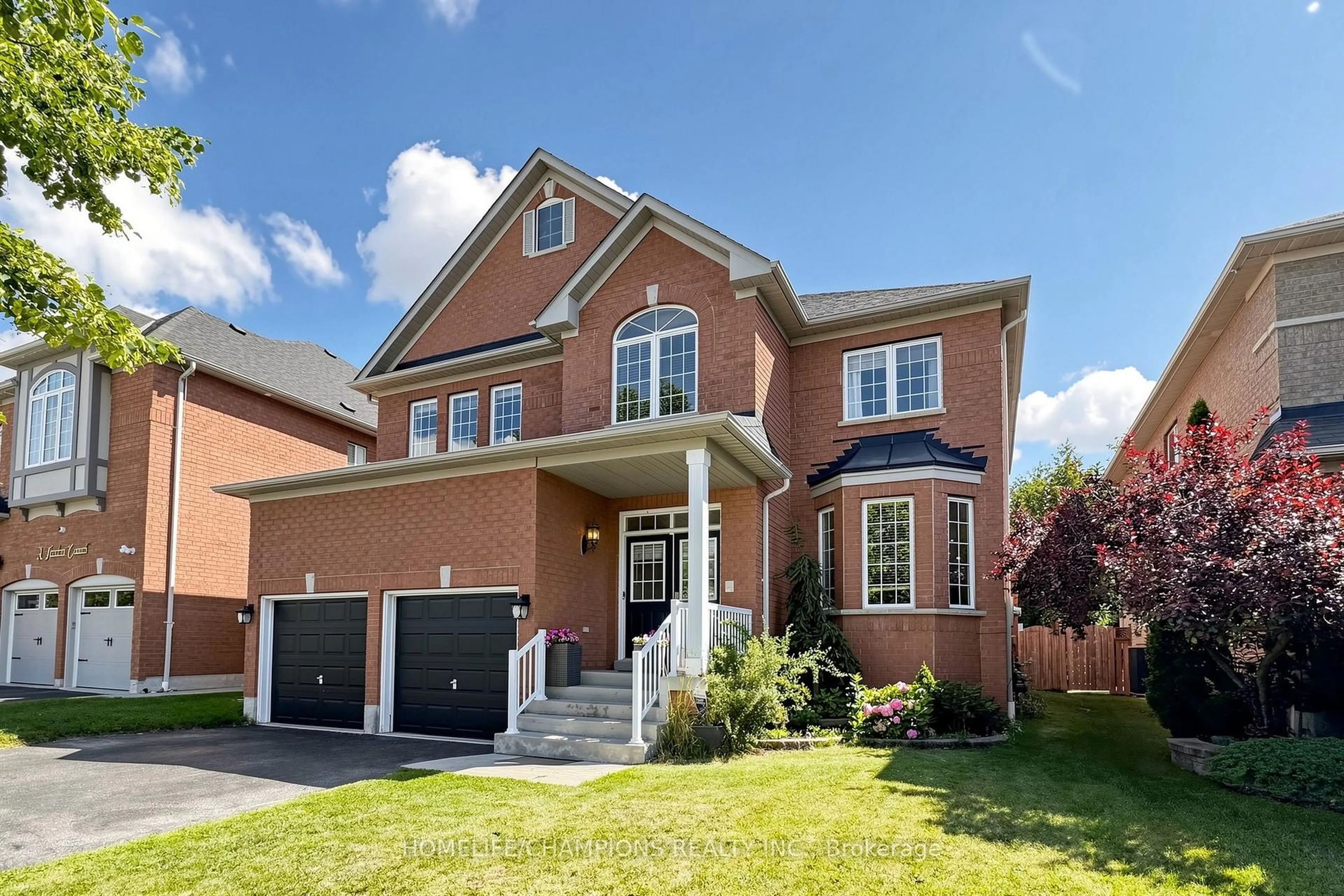 Home with brick exterior material, street for 19 Tweedie Cres, Whitby Ontario L1P 1X4