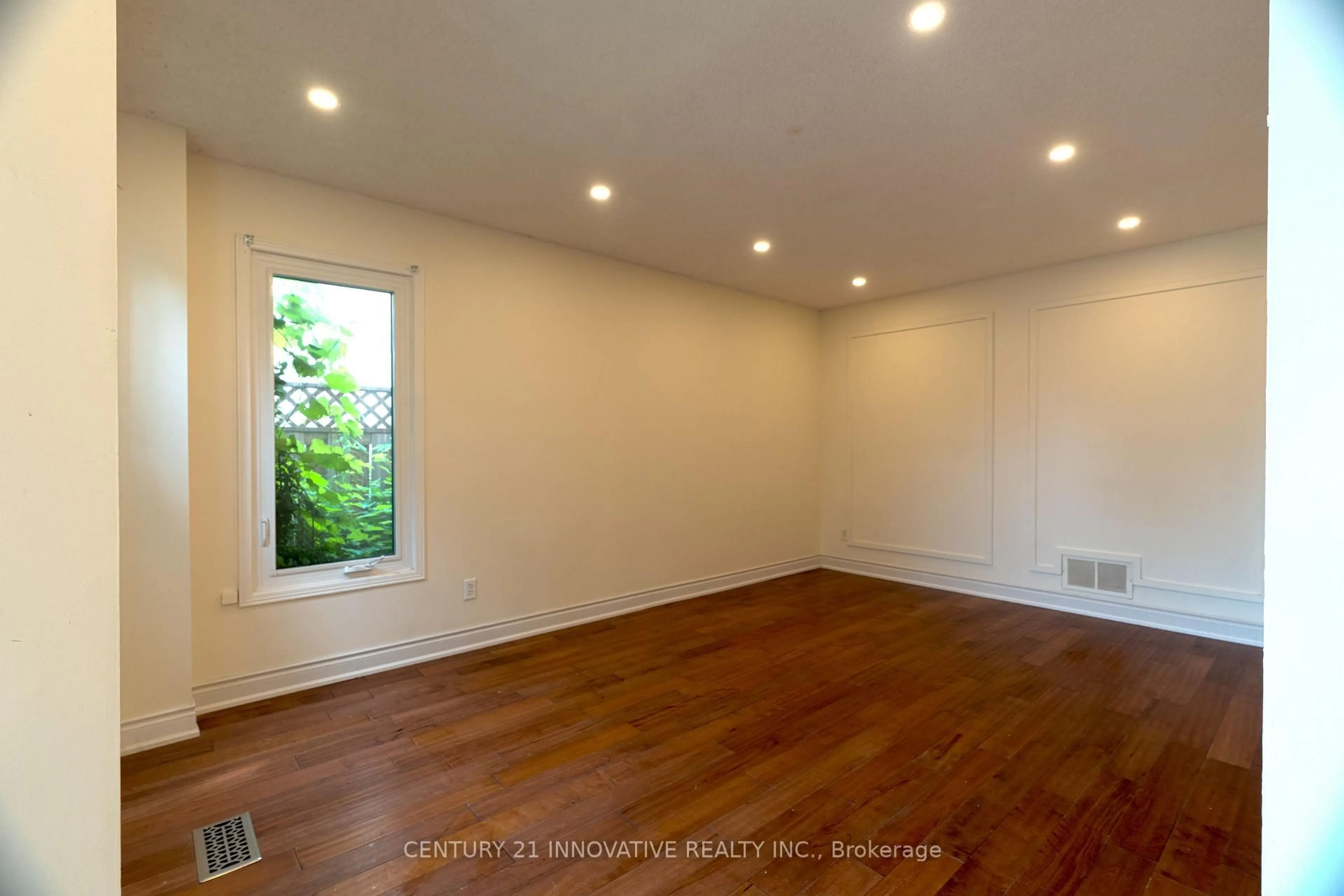 A pic of a room for 35 Magill Dr, Ajax Ontario L1T 3H7