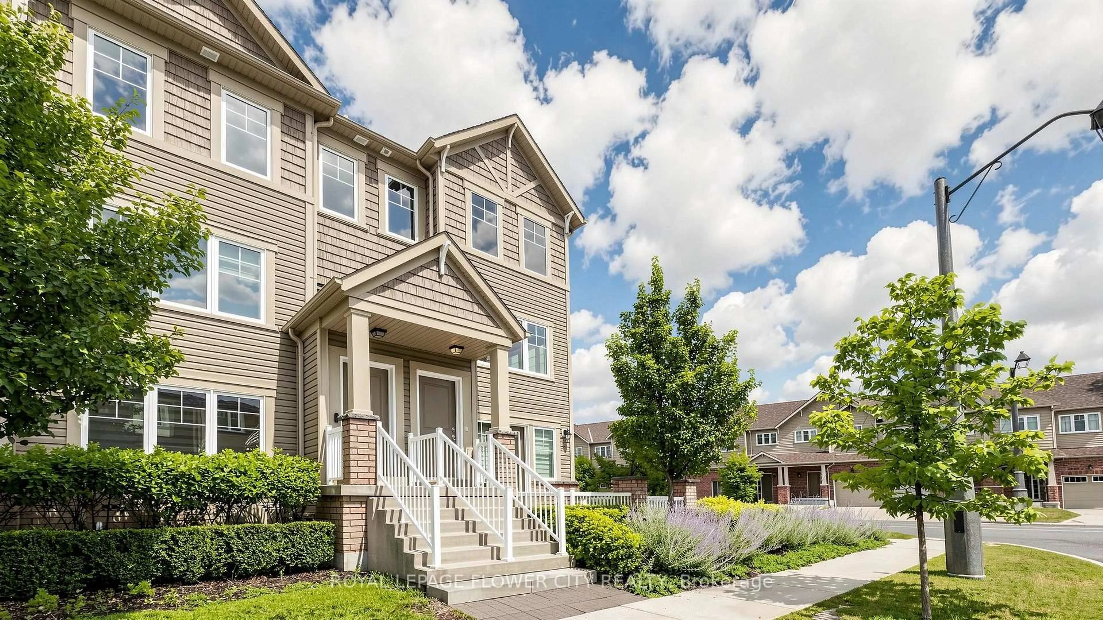 Home with vinyl exterior material, street for 2500 Hill Rise Crt #2, Oshawa Ontario L1L 0M6
