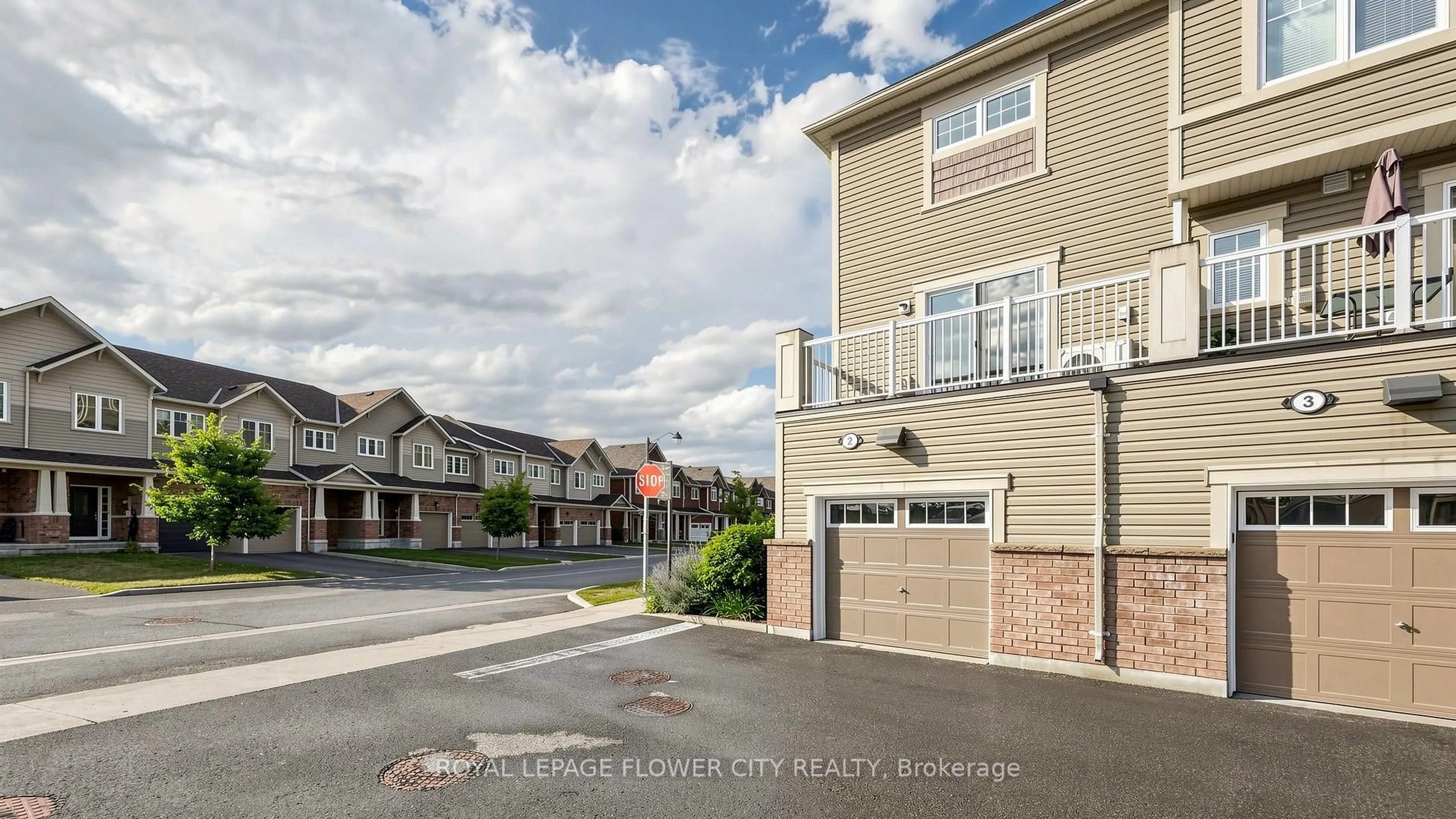 Unknown for 2500 Hill Rise Crt #2, Oshawa Ontario L1L 0M6