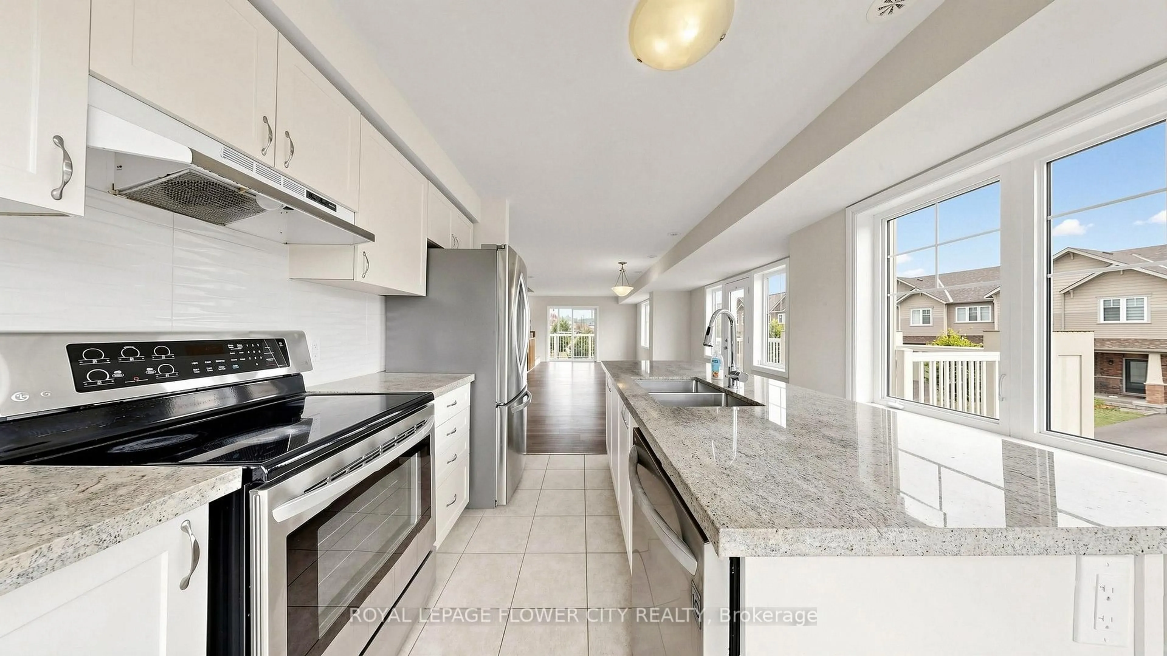 Open concept kitchen, ceramic/tile floor for 2500 Hill Rise Crt #2, Oshawa Ontario L1L 0M6