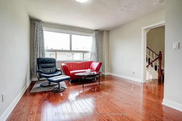 361 Highfield Rd, Toronto 5