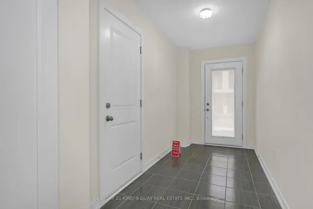 250 Finch Ave #33, Pickering 4