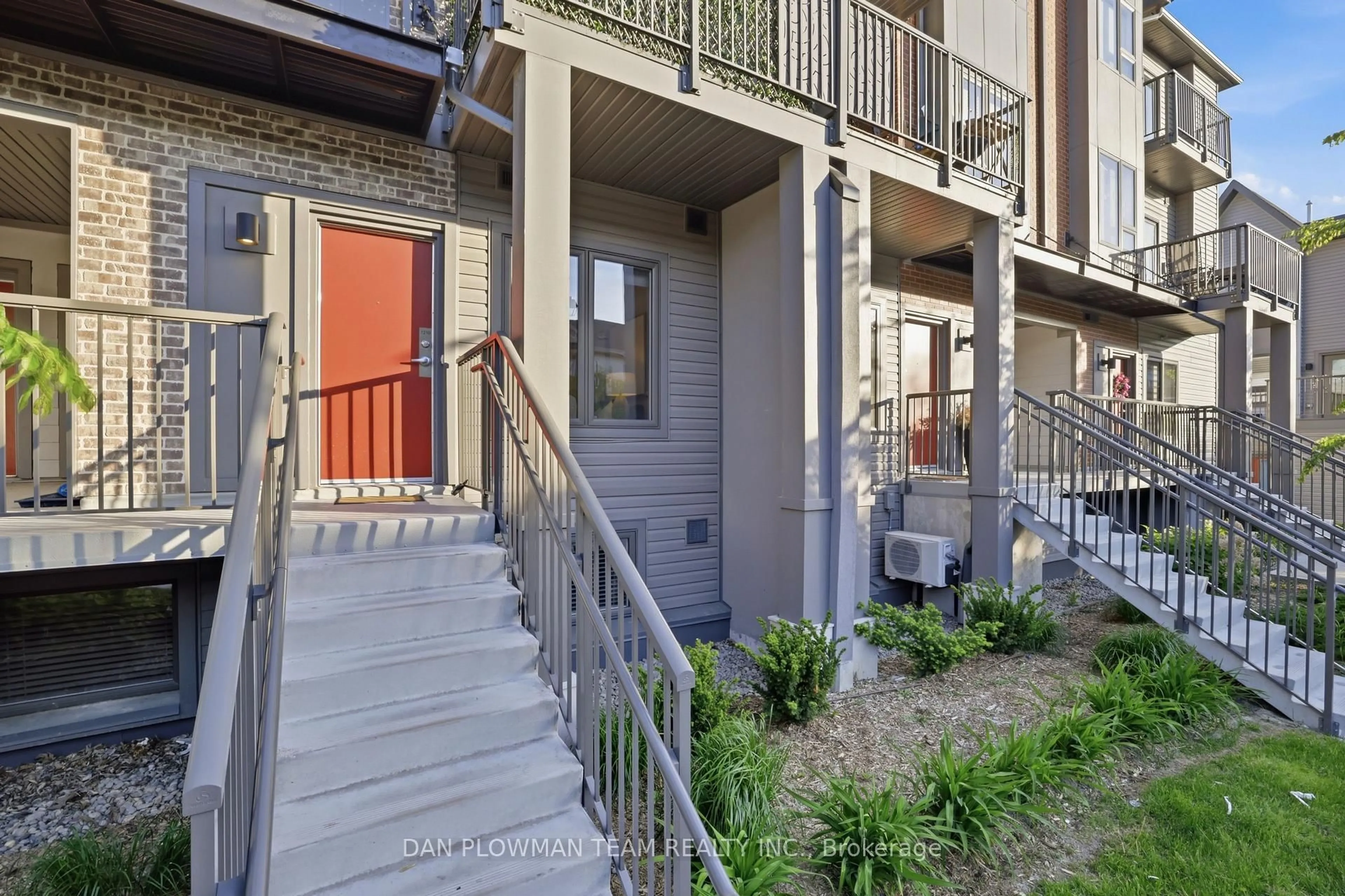 Unknown for 2635 William Jackson Dr #1210, Pickering Ontario L1X 0L4