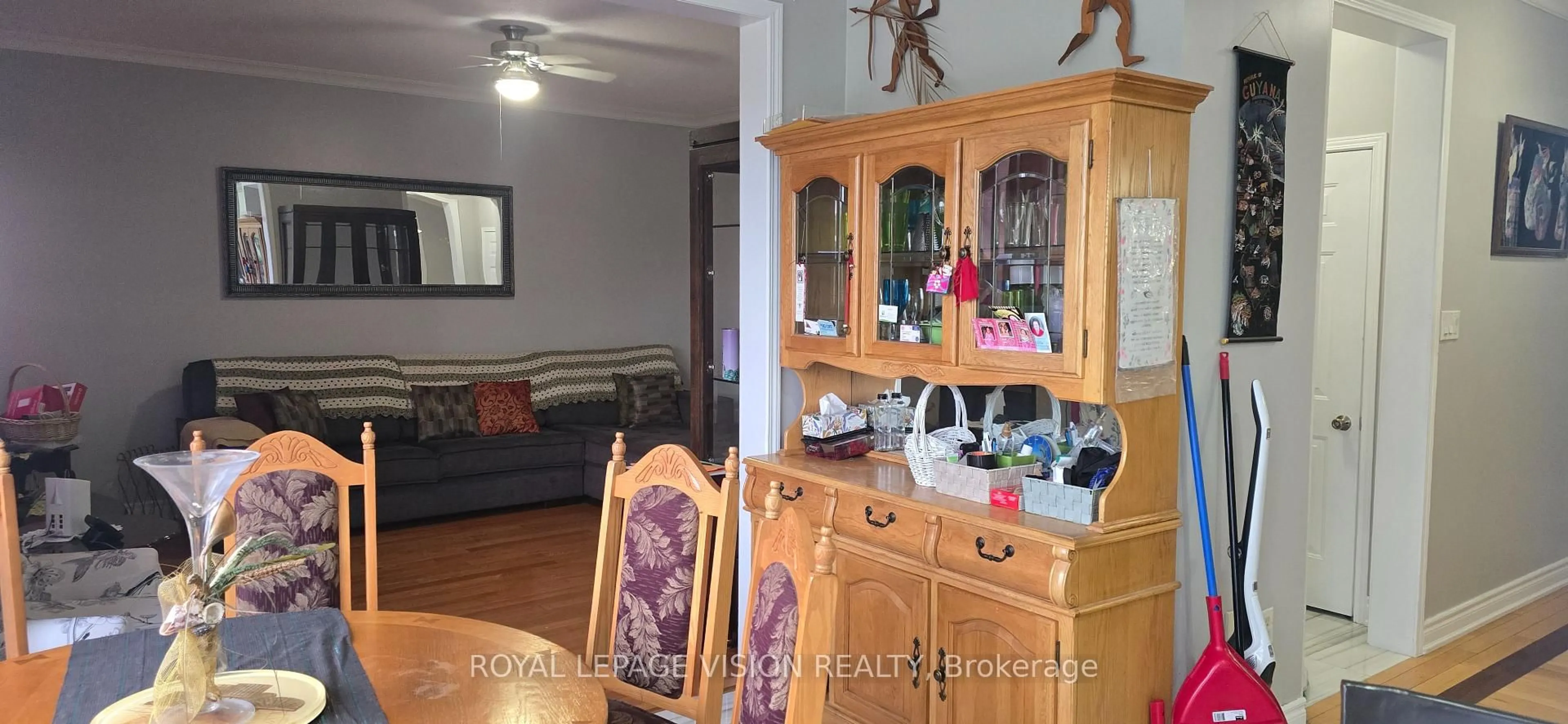 Dining room, wood/laminate floor for 13 Antelope Dr, Toronto Ontario M1B 6K5