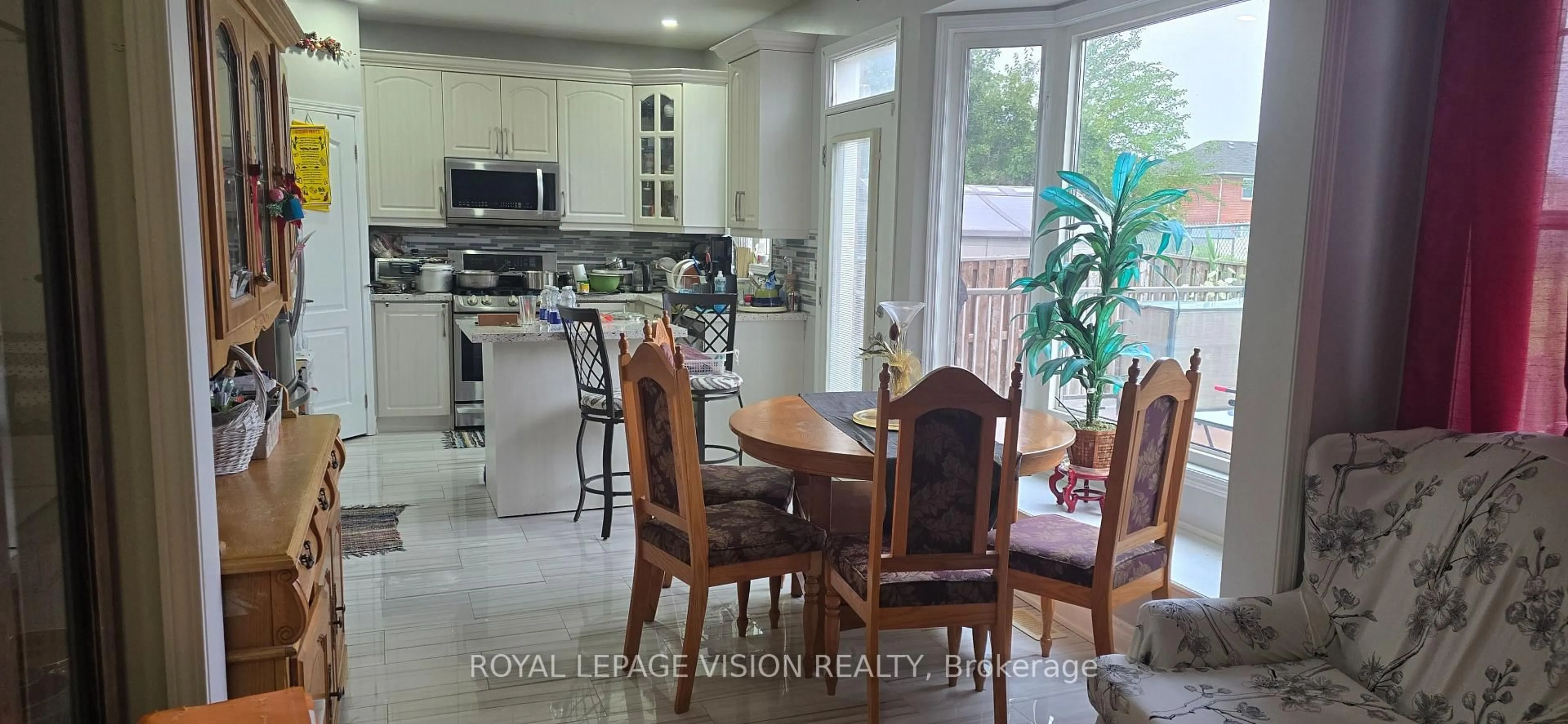 Open concept kitchen, ceramic/tile floor for 13 Antelope Dr, Toronto Ontario M1B 6K5