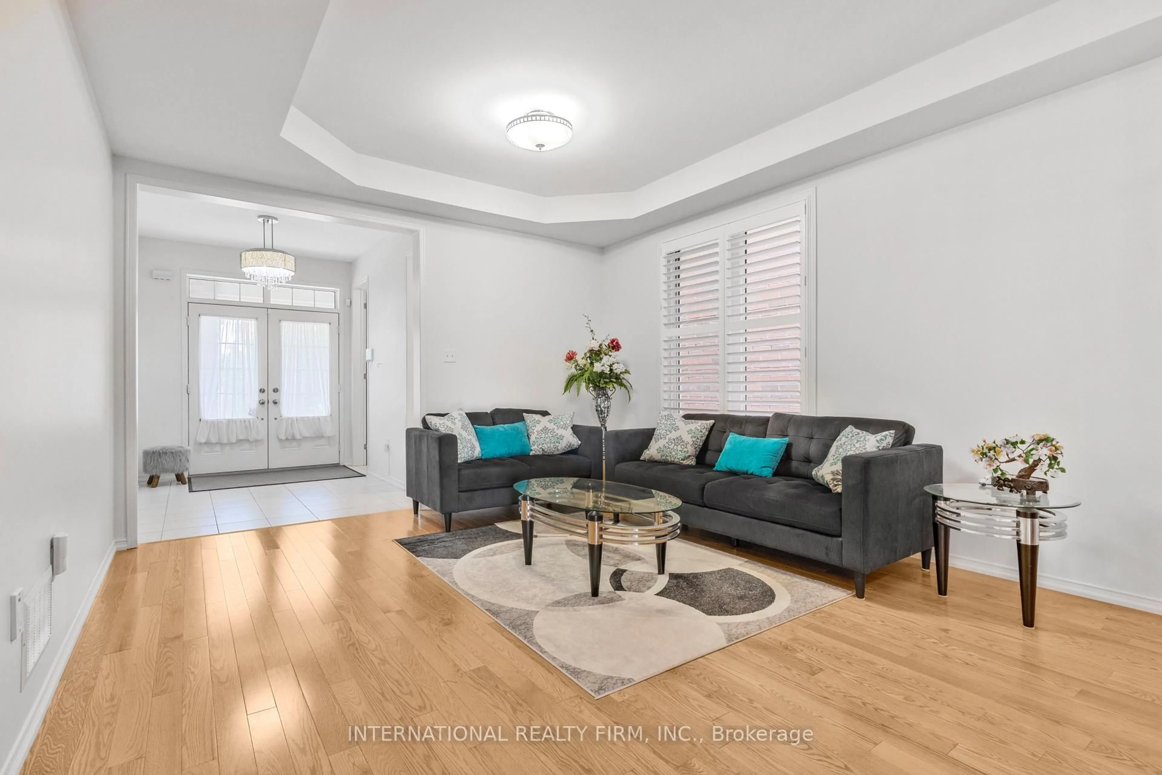 Living room with furniture, unknown for 2537 Snow Knight Dr, Oshawa Ontario L1L 0K2