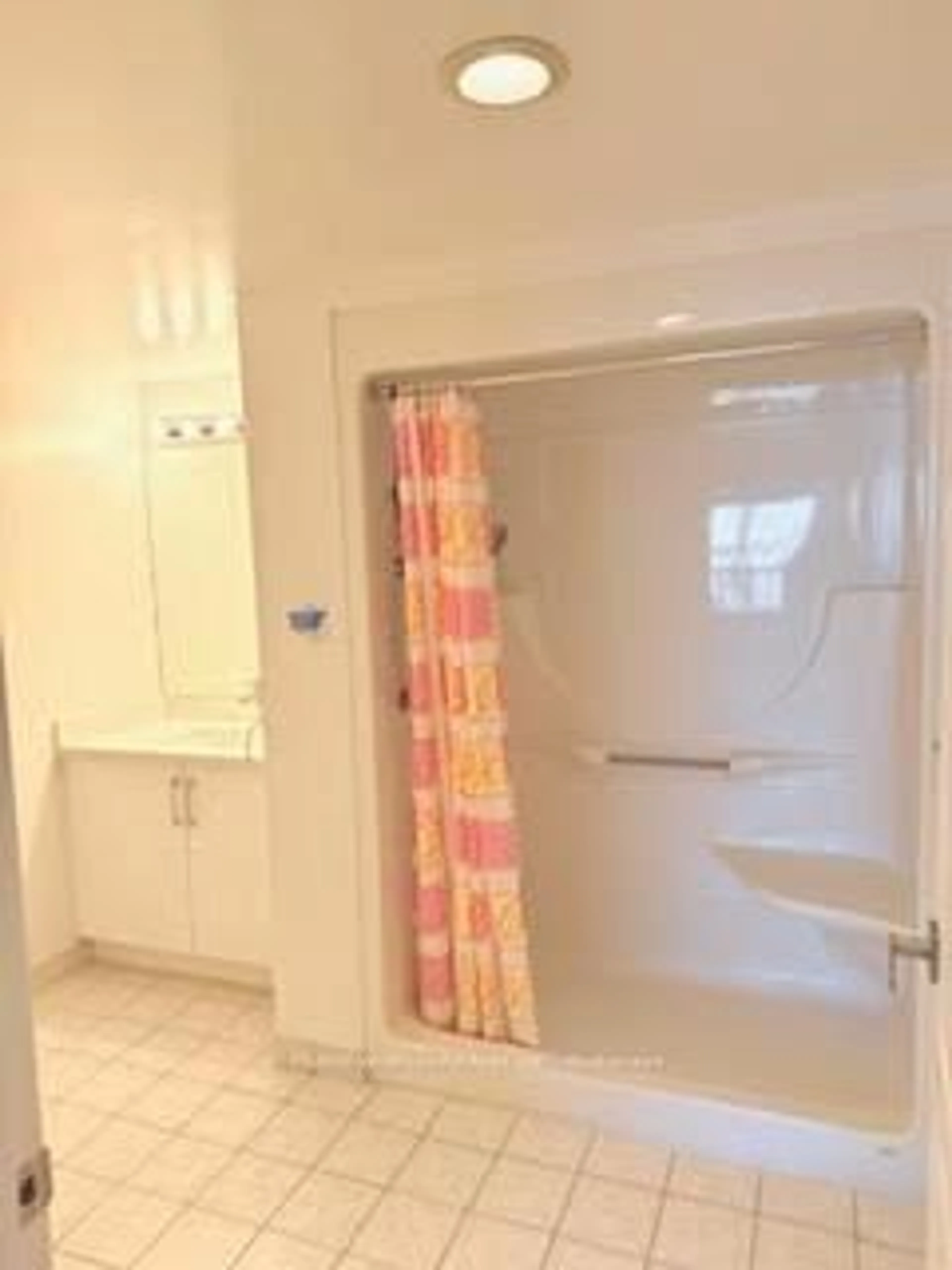 A pic of a room for 3088 Kennedy Rd #608, Toronto Ontario M1V 5M4