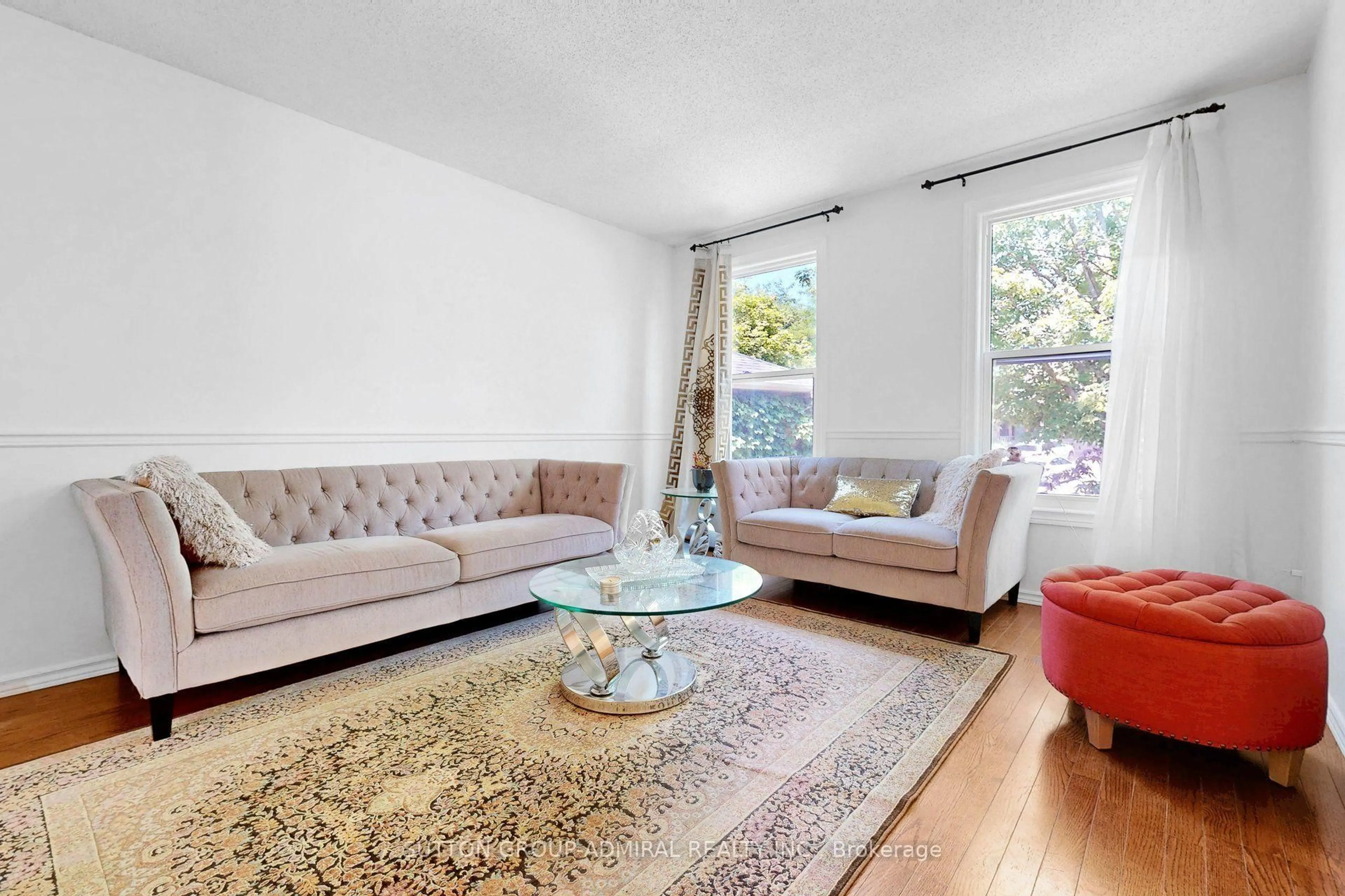 Living room with furniture, unknown for 879 Peggoty Circ, Oshawa Ontario L1K 2G6