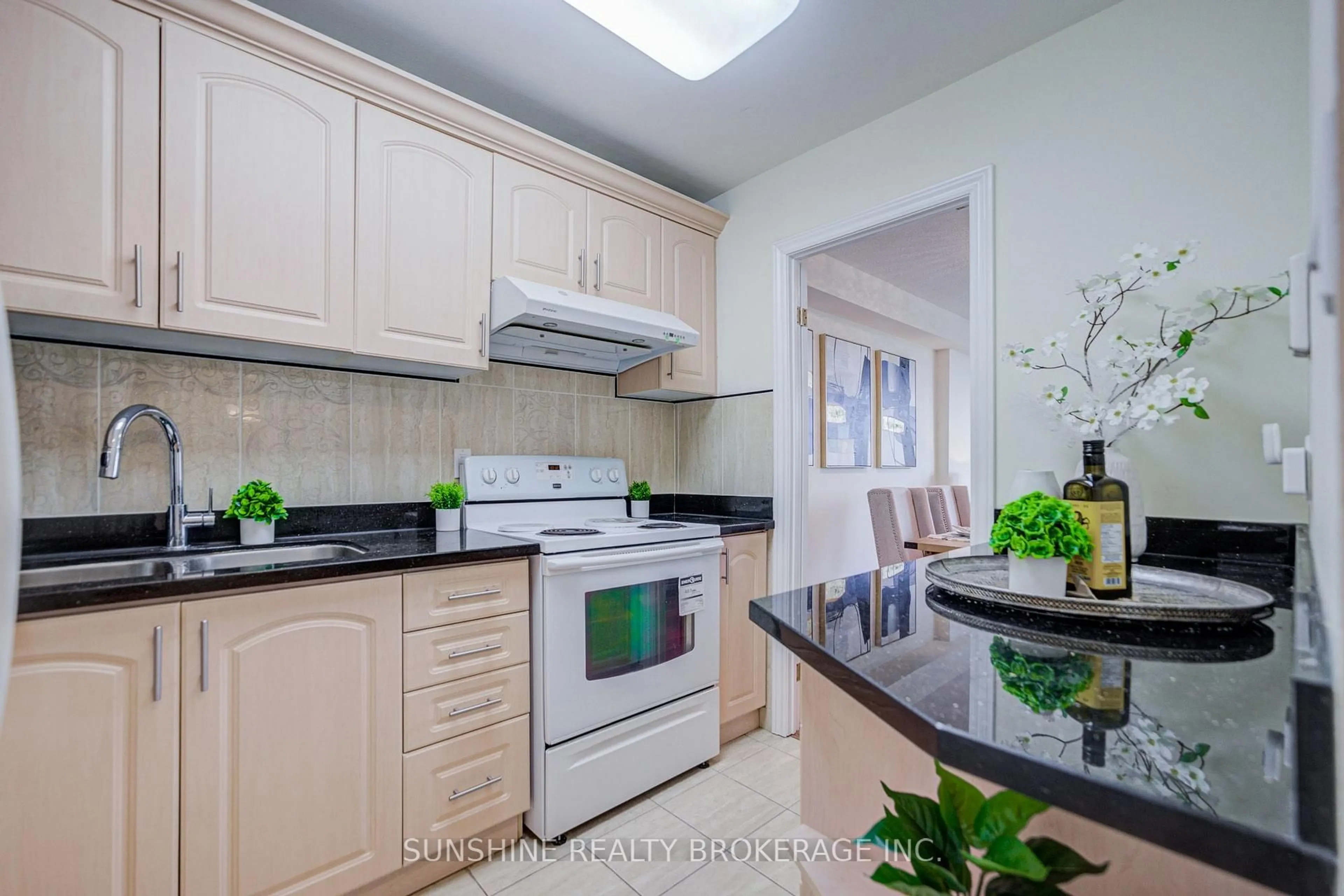 Standard kitchen, unknown for 2500 Bridletowne Circ #408, Toronto Ontario M1W 2V6
