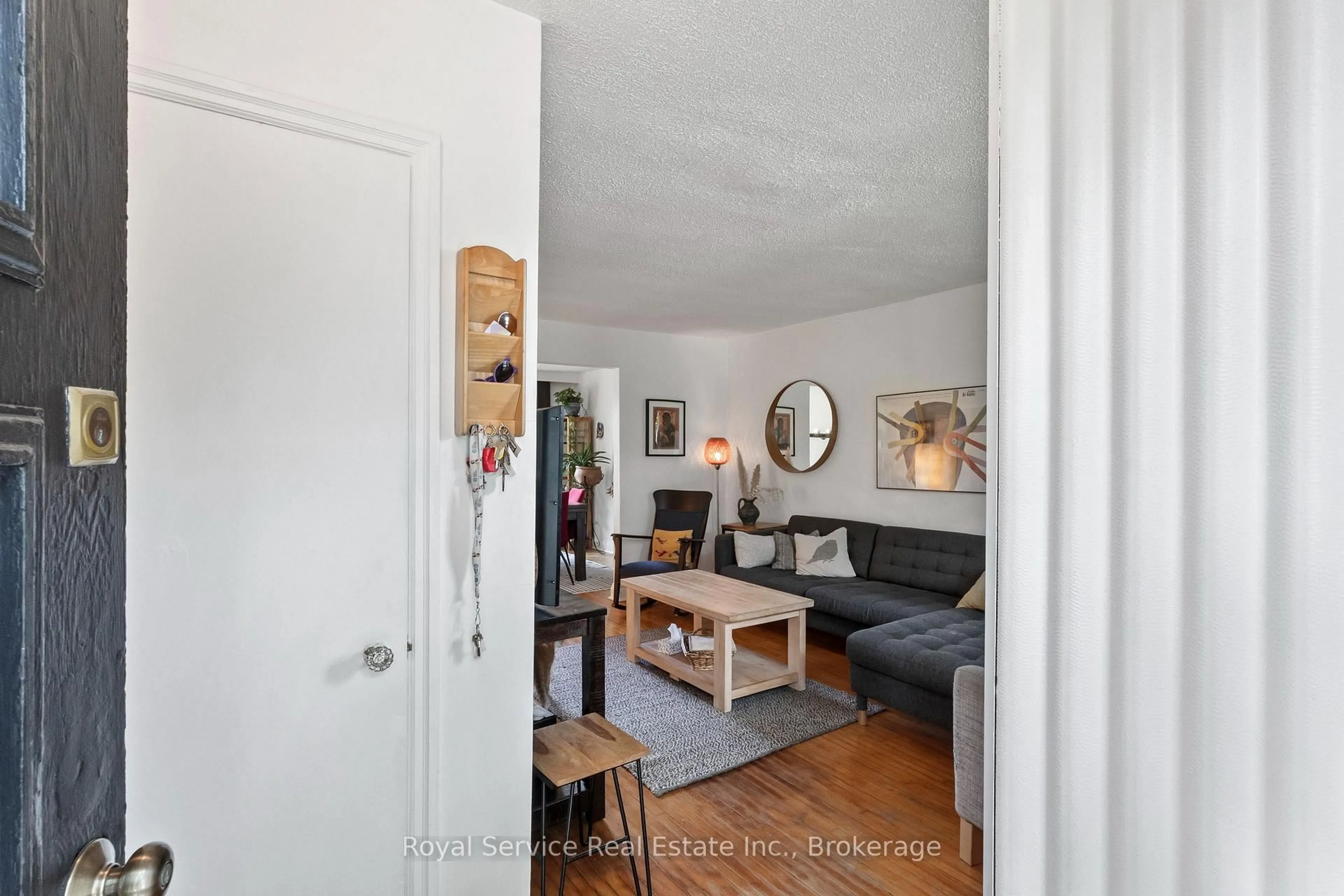 Unknown for 152 Harmony Rd, Oshawa Ontario L1H 6T5
