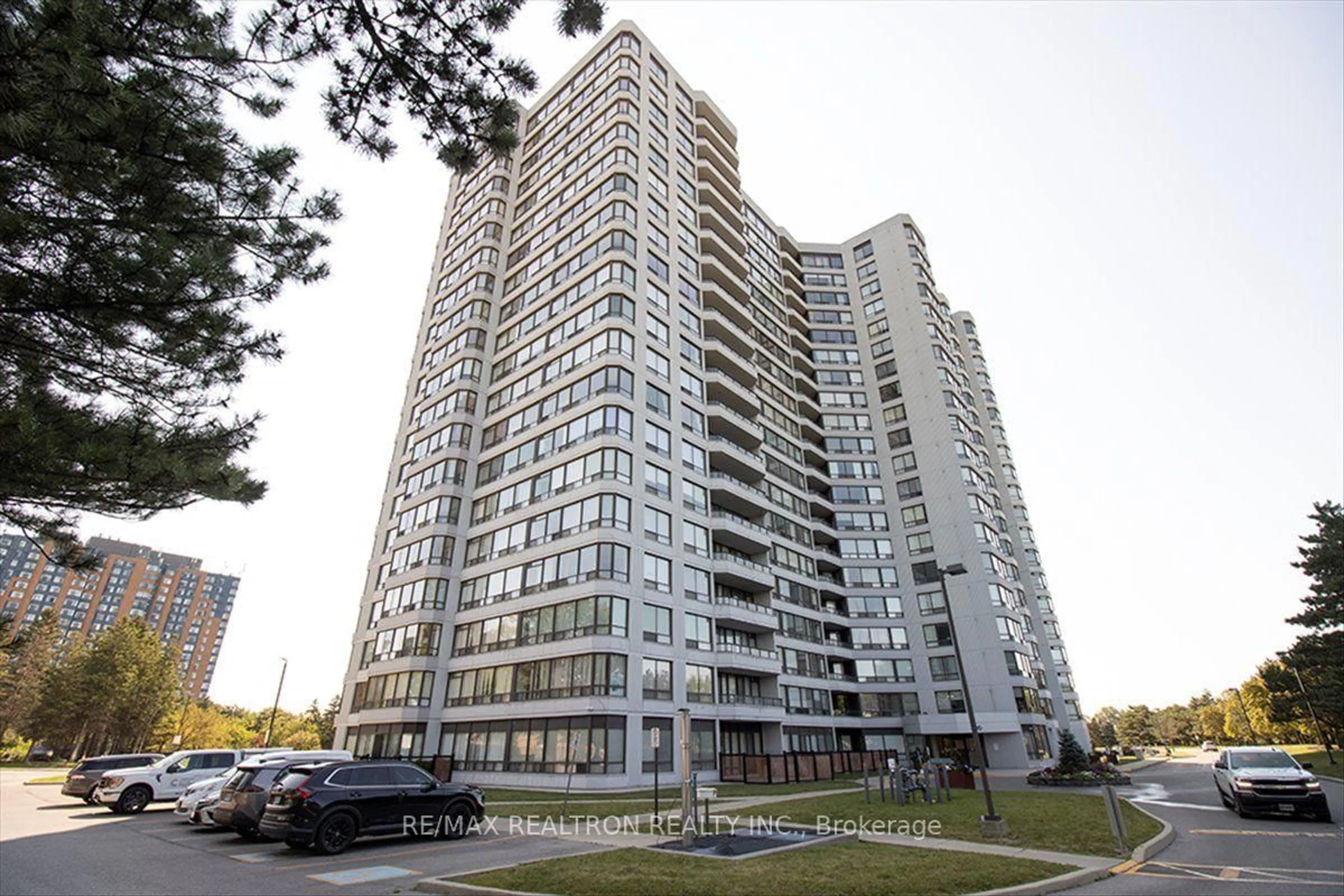 Unknown for 300 Alton Towers Circ #711, Toronto Ontario M1V 4X9