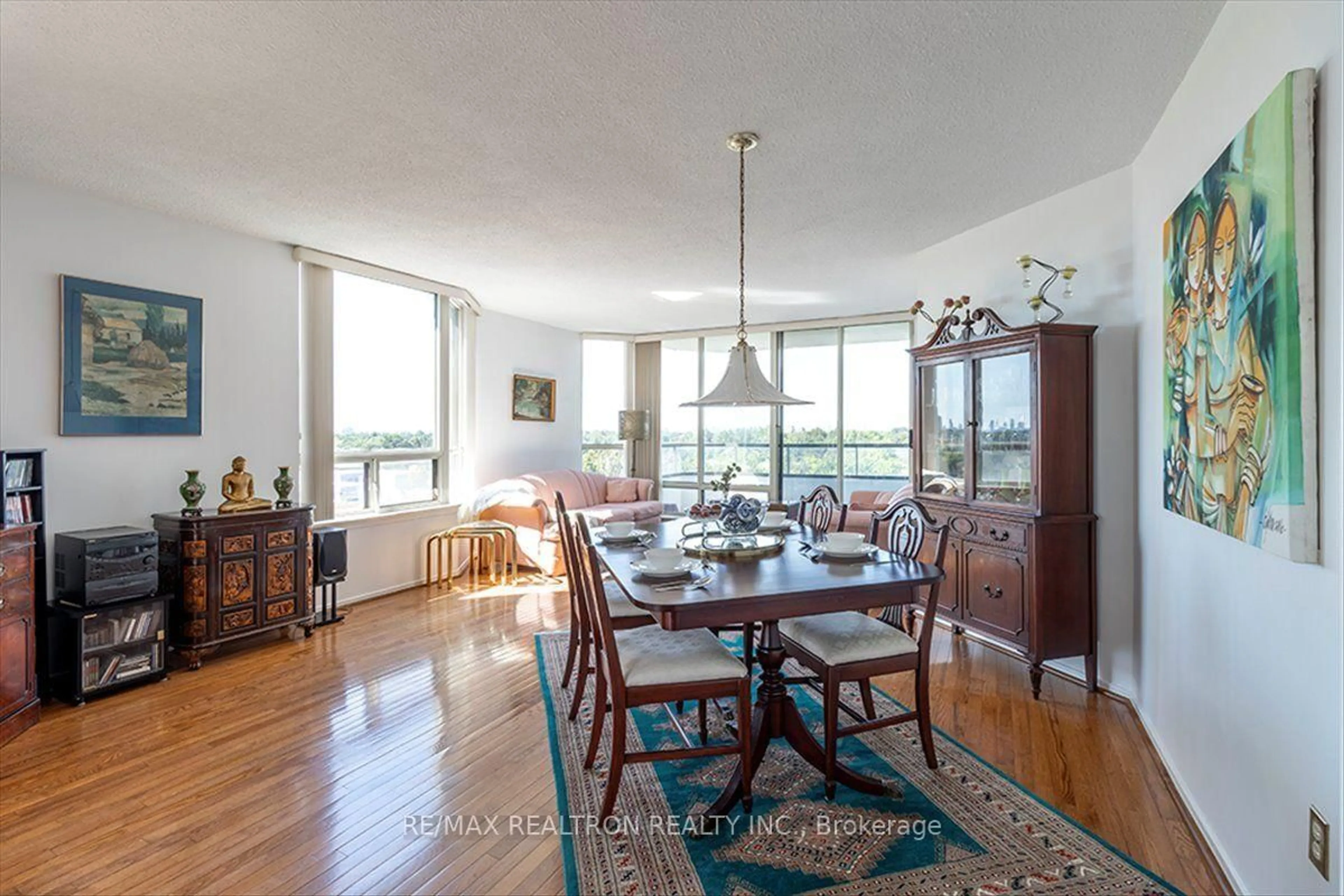 Dining room, wood/laminate floor for 300 Alton Towers Circ #711, Toronto Ontario M1V 4X9