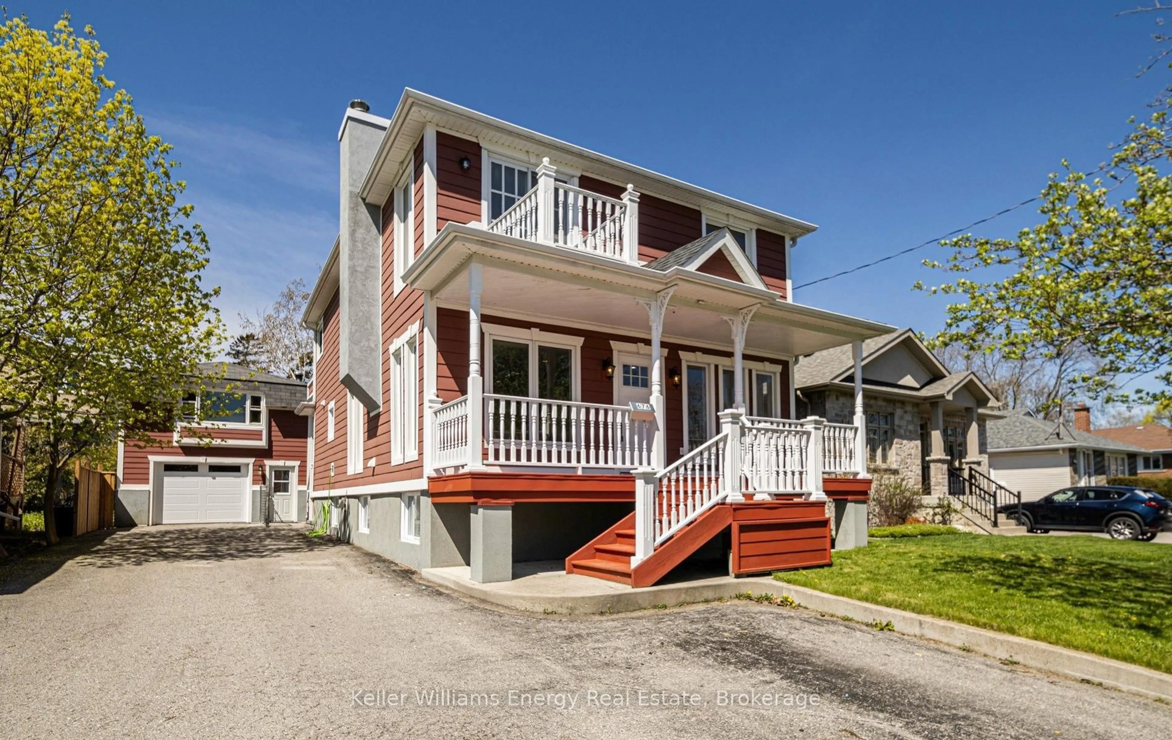 Home with vinyl exterior material, street for 676 Victory Dr, Pickering Ontario L1W 2S2