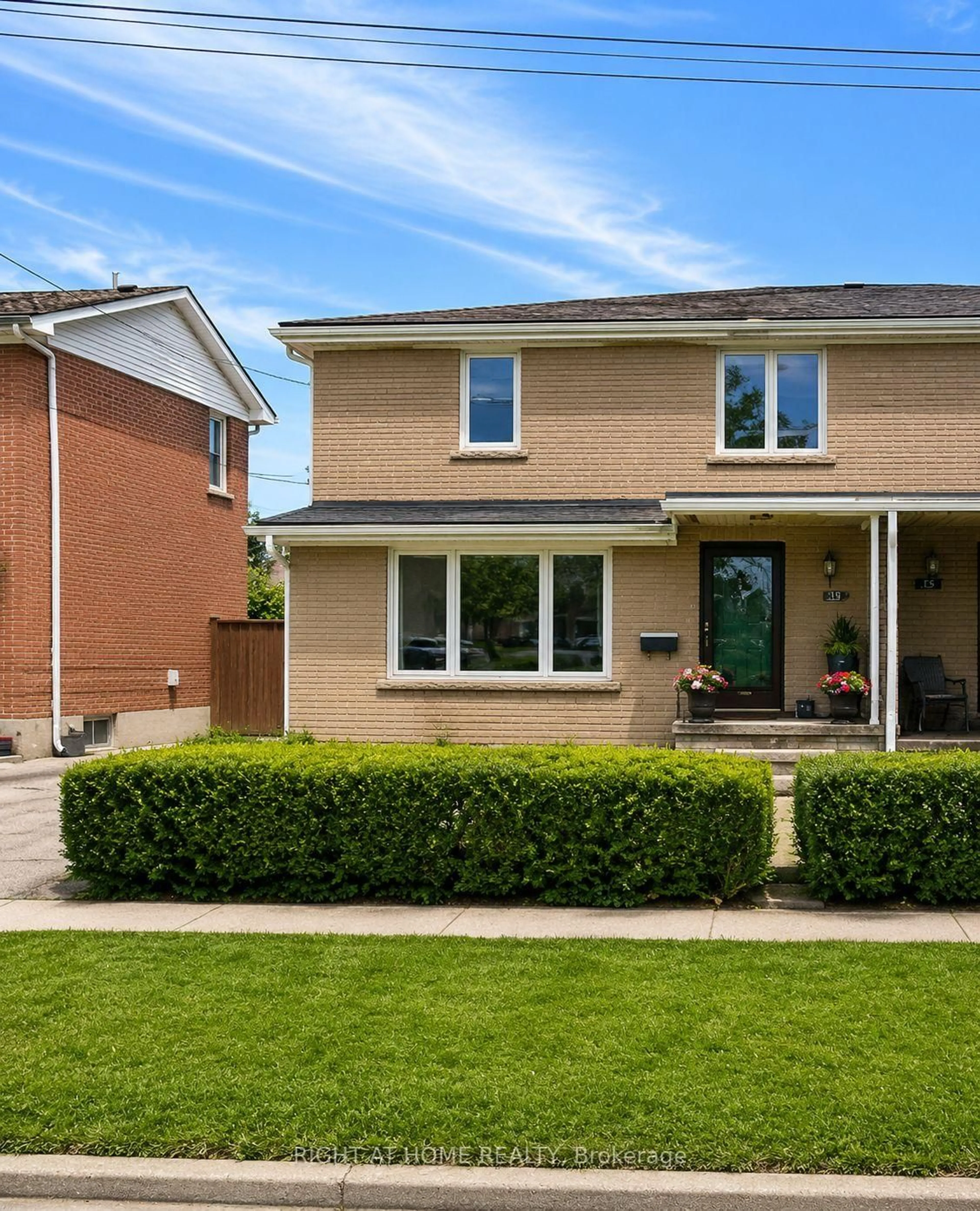 Home with brick exterior material, street for 139 Vauxhall Dr, Toronto Ontario M1P 1R5