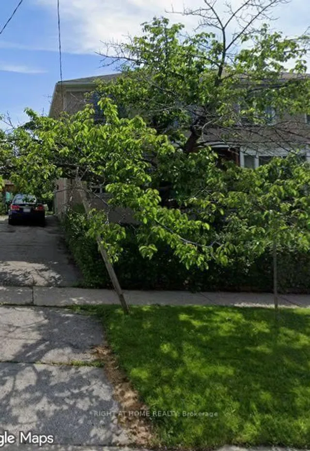 139 Vauxhall Dr, Toronto 4
