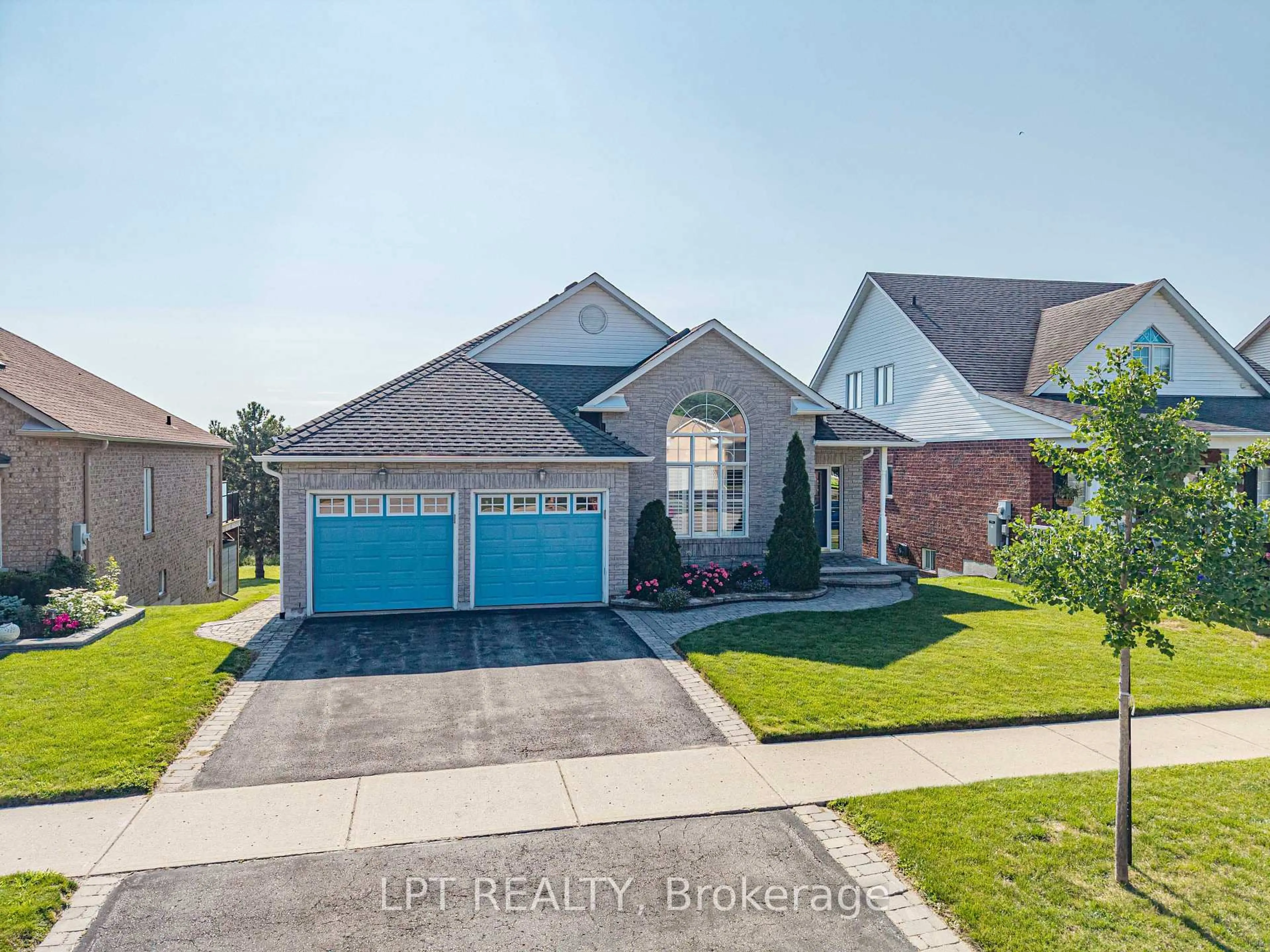 Home with brick exterior material, street for 219 Waterbury Cres, Scugog Ontario L9L 1S5