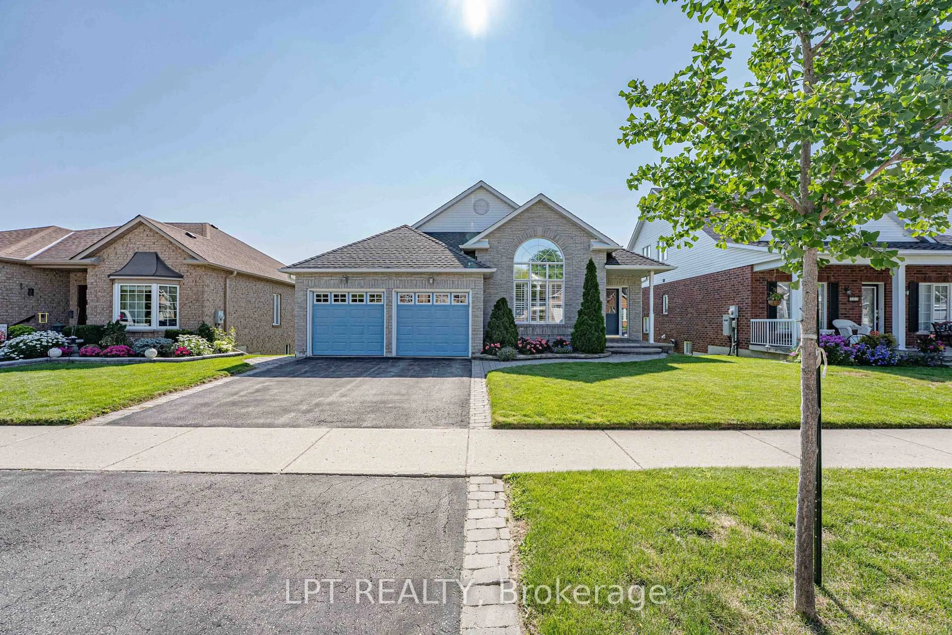 Home with brick exterior material, street for 219 Waterbury Cres, Scugog Ontario L9L 1S5