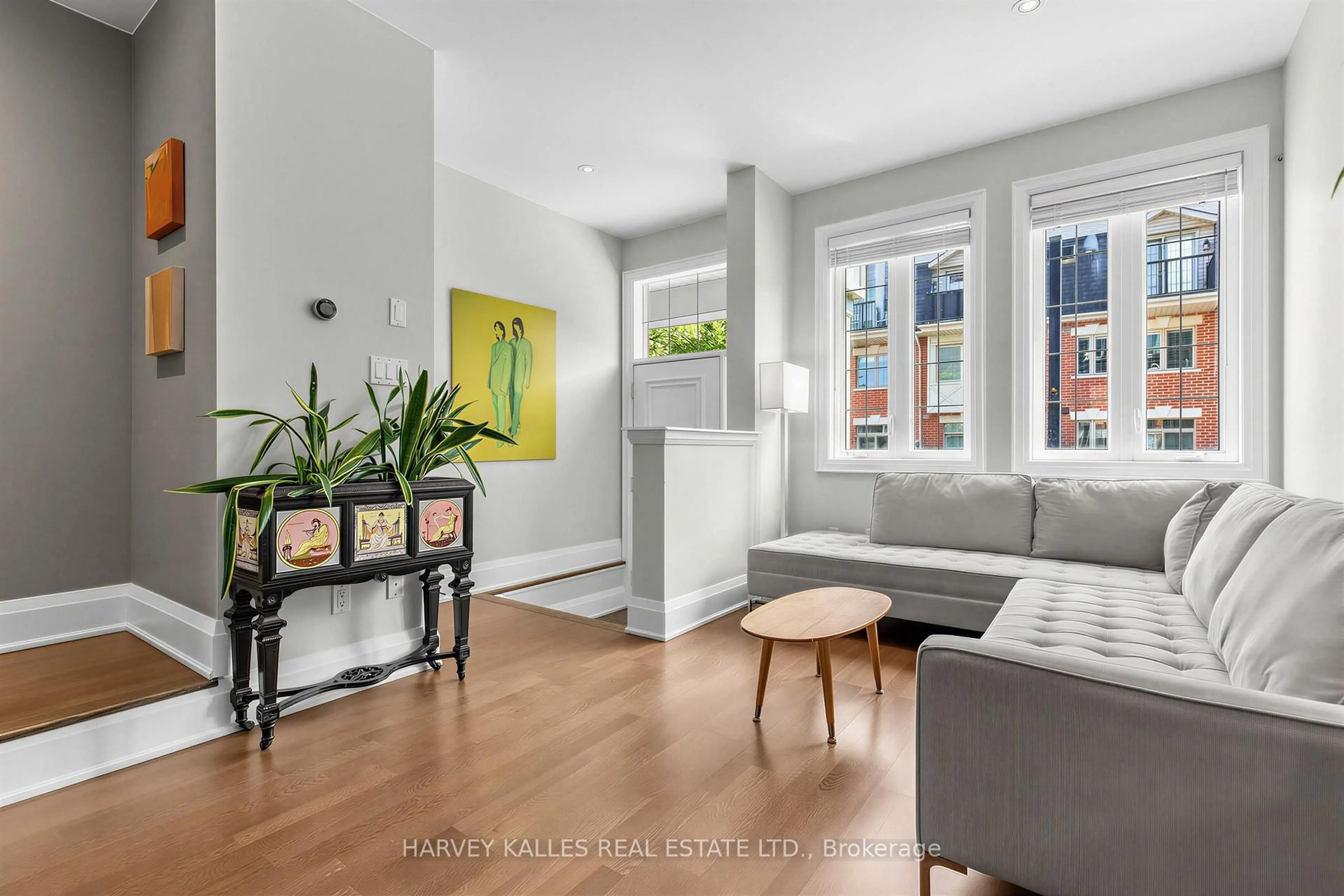 Living room with furniture, unknown for 18 Sargent Lane, Toronto Ontario M4E 3T9