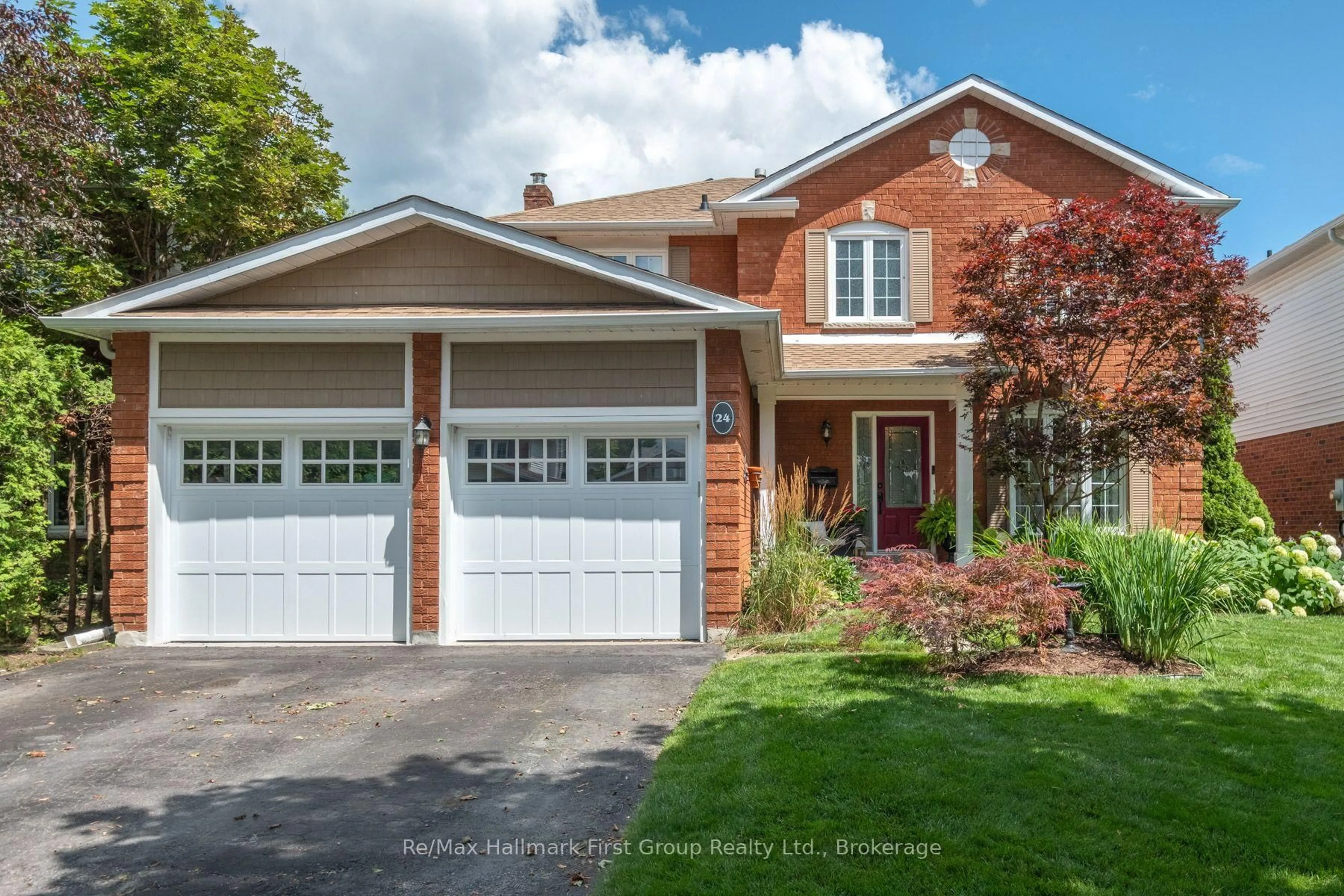 Home with brick exterior material, street for 24 Strathmanor Dr, Clarington Ontario L1C 4L3