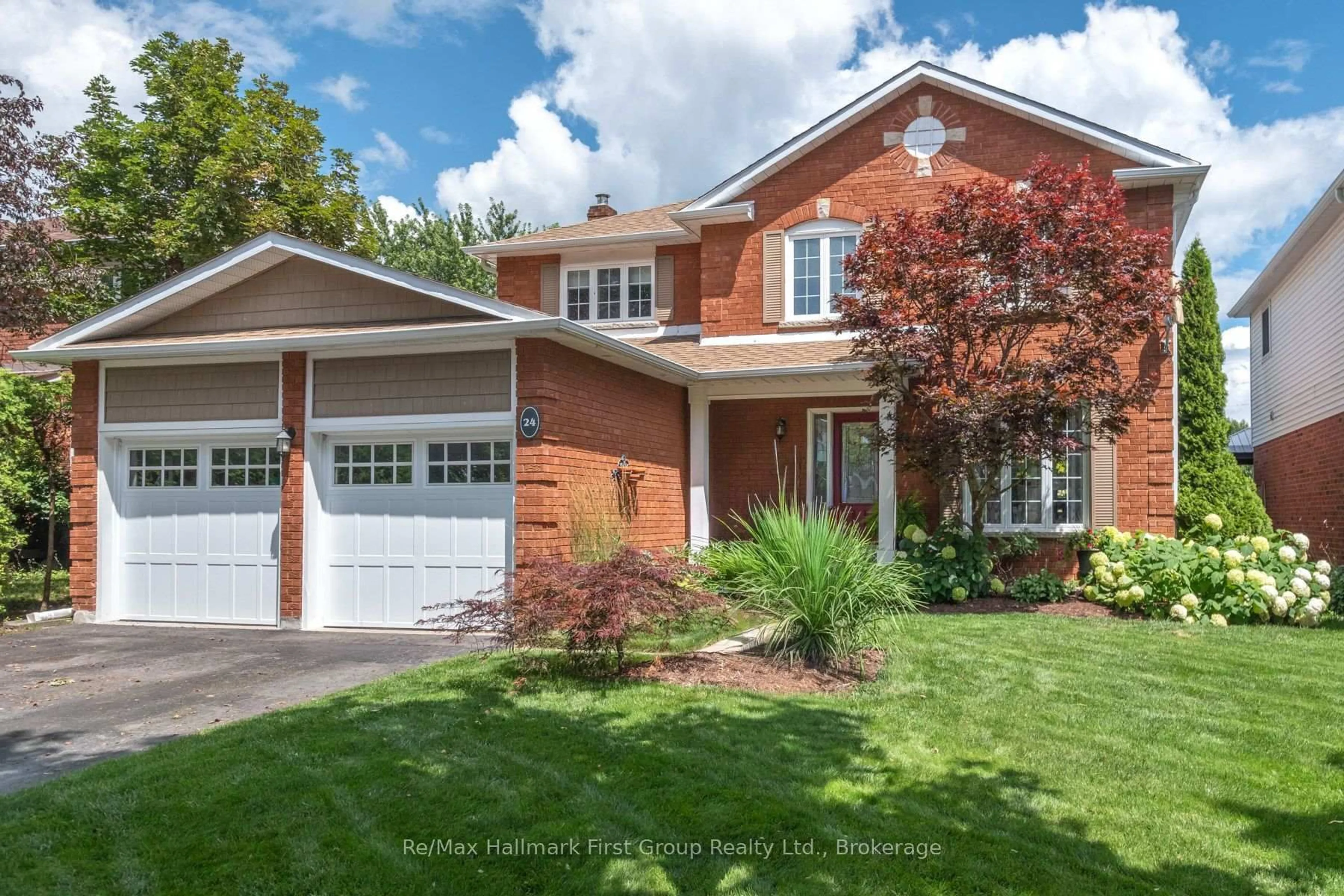 Home with brick exterior material, street for 24 Strathmanor Dr, Clarington Ontario L1C 4L3