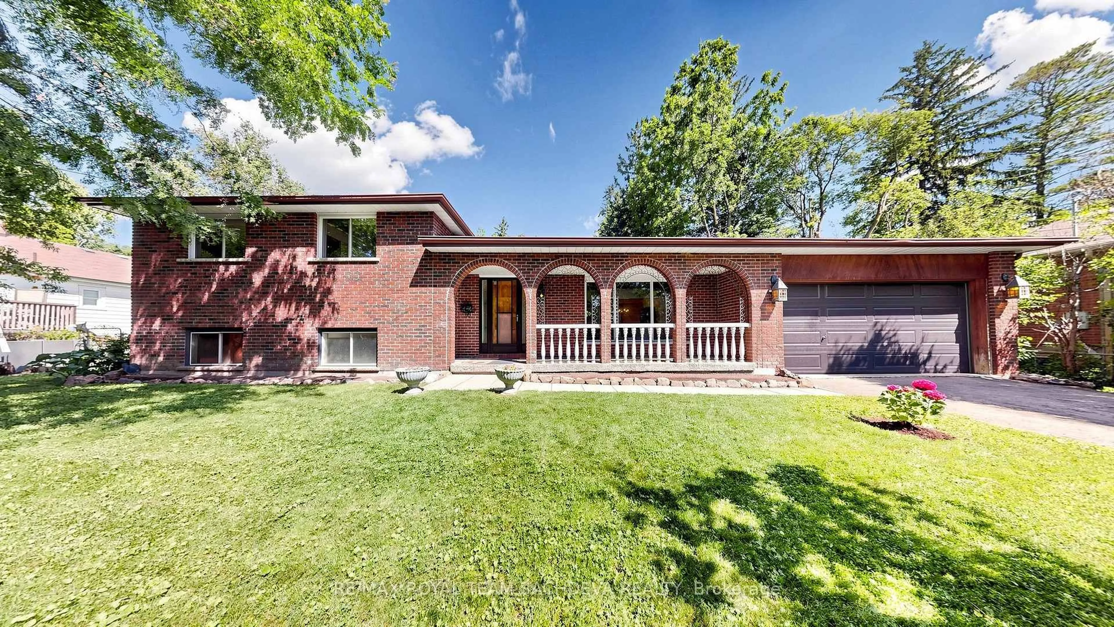 Home with brick exterior material, street for 68 Fergalea Ave, Toronto Ontario M1E 3L6