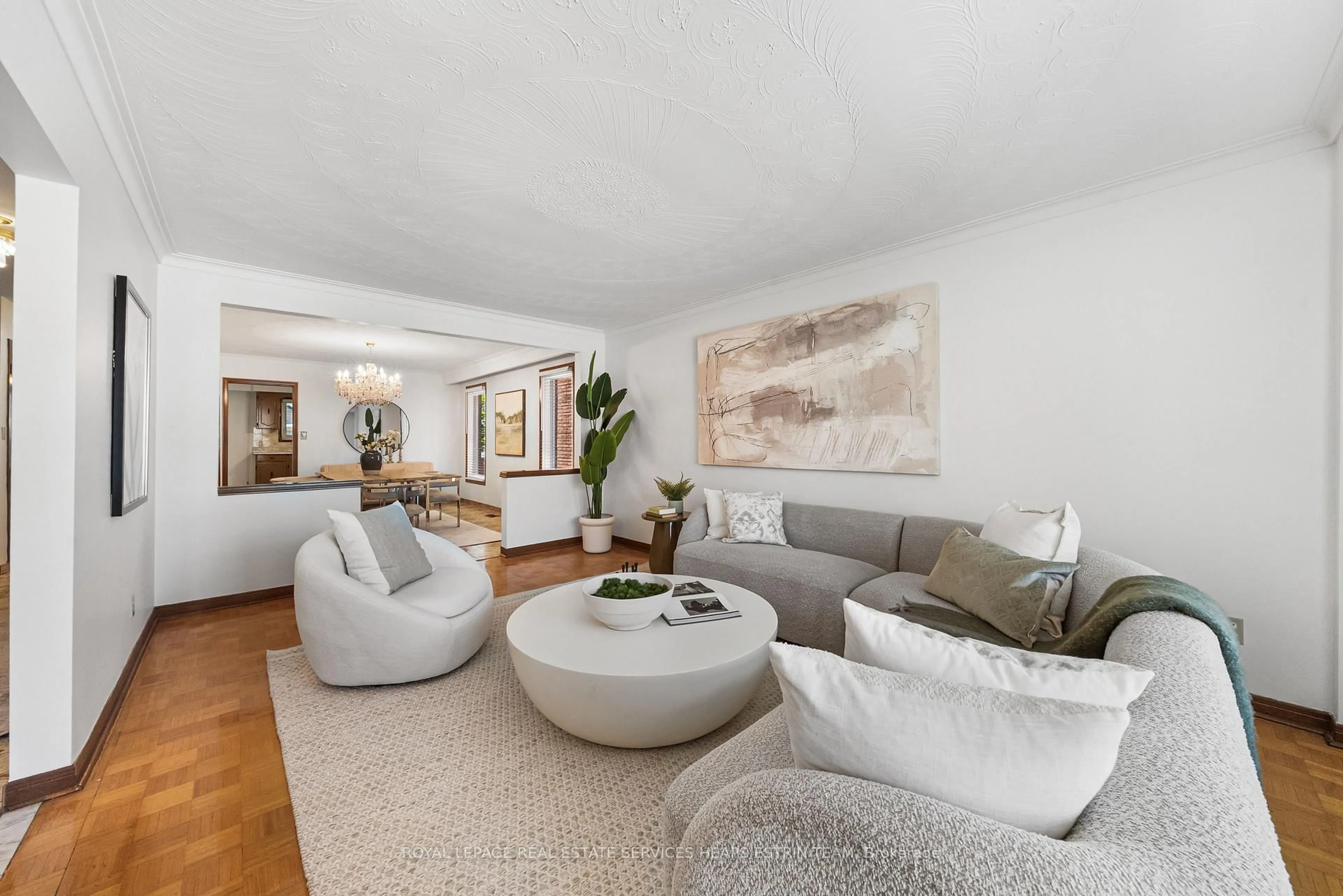 Living room with furniture, unknown for 49 Woodville Ave, Toronto Ontario M4K 2J5
