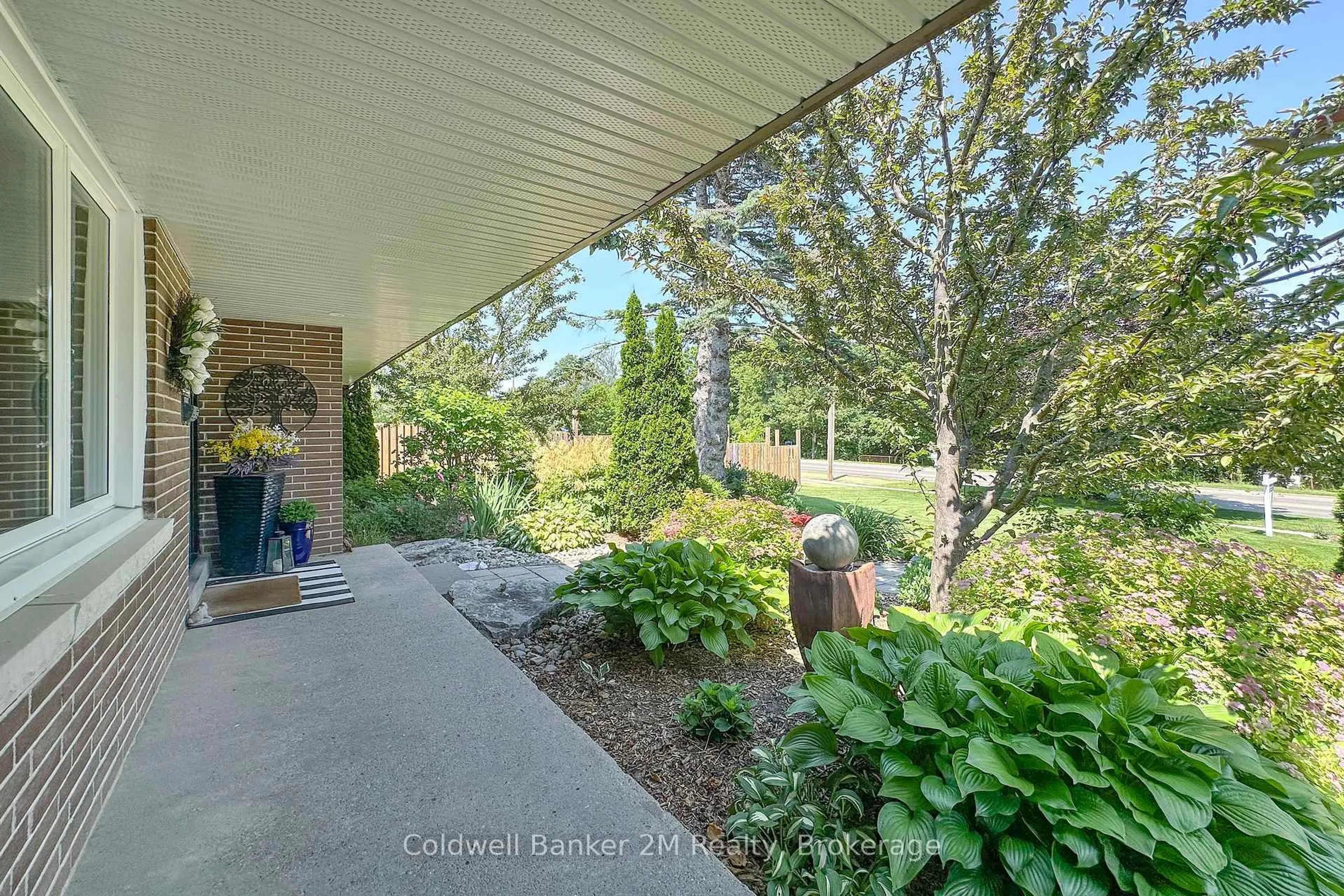 Unknown for 276 Park Rd, Oshawa Ontario L1G 4T1