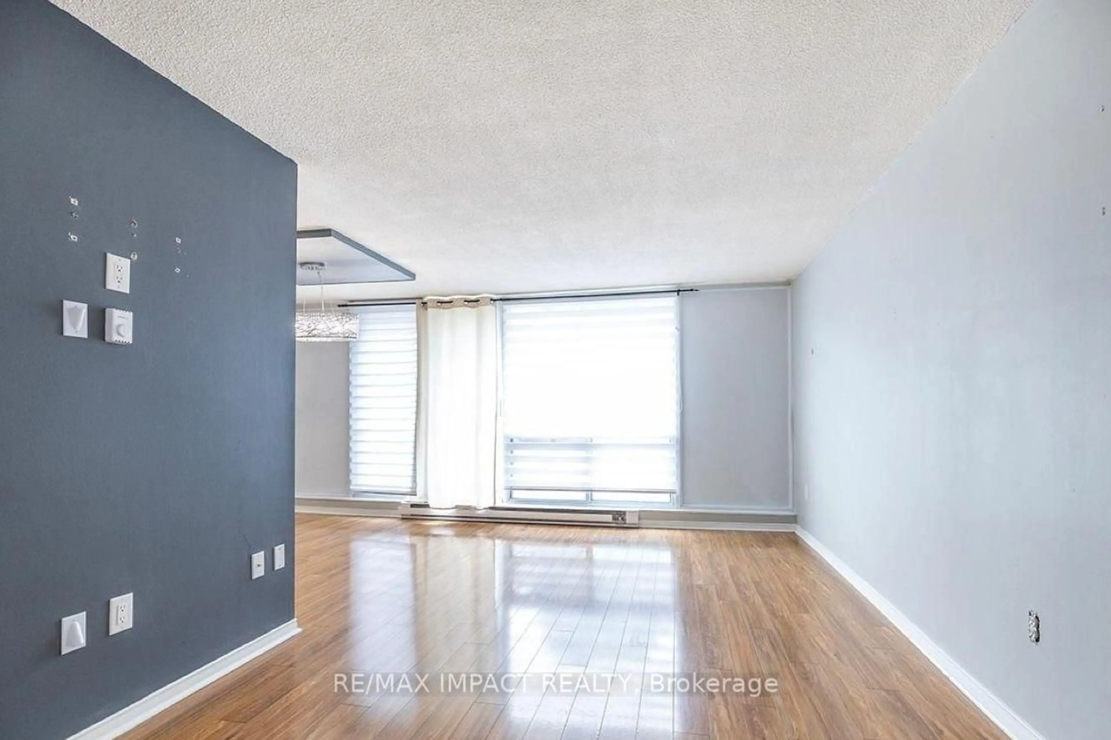 A pic of a room for 454 Centre St #108, Oshawa Ontario L1H 4C2