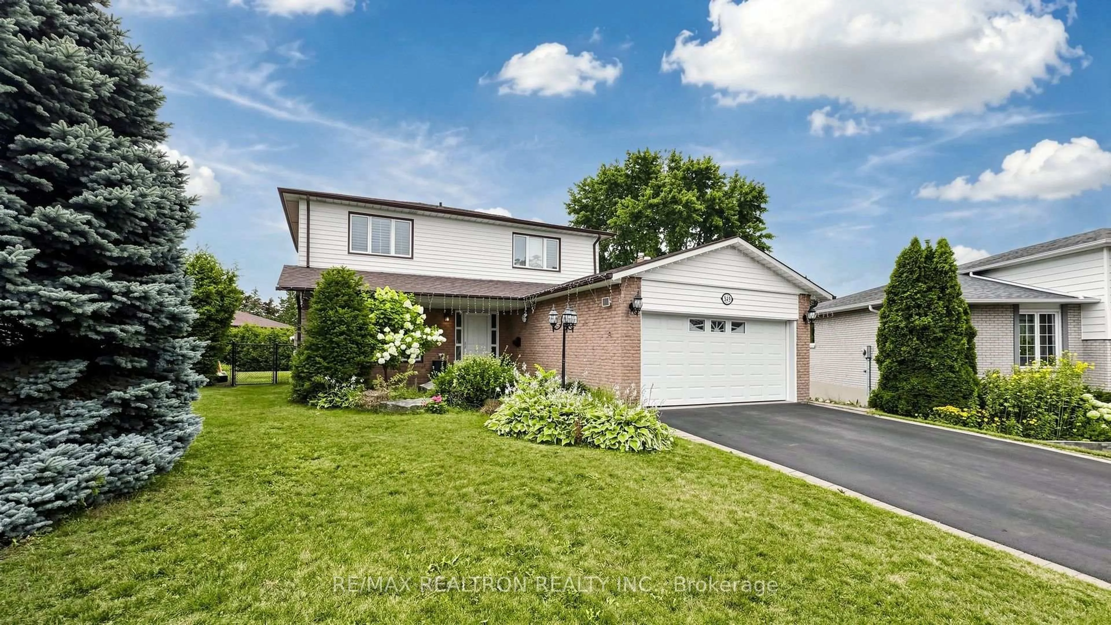 Unknown for 349 Siena Crt, Oshawa Ontario L1J 6V5