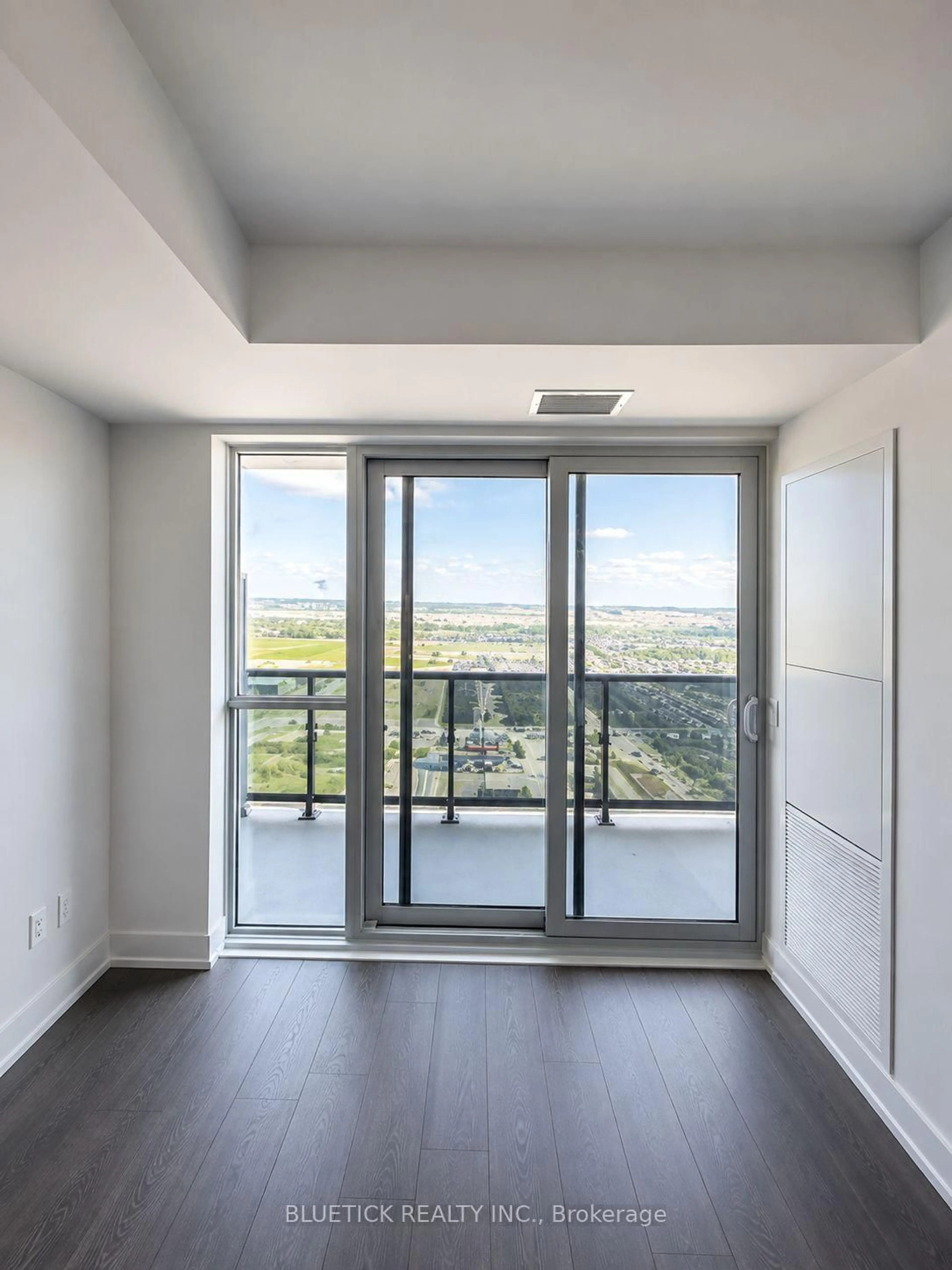 A pic of a room for 2550 Simcoe St #2508, Oshawa Ontario L1L 0R5