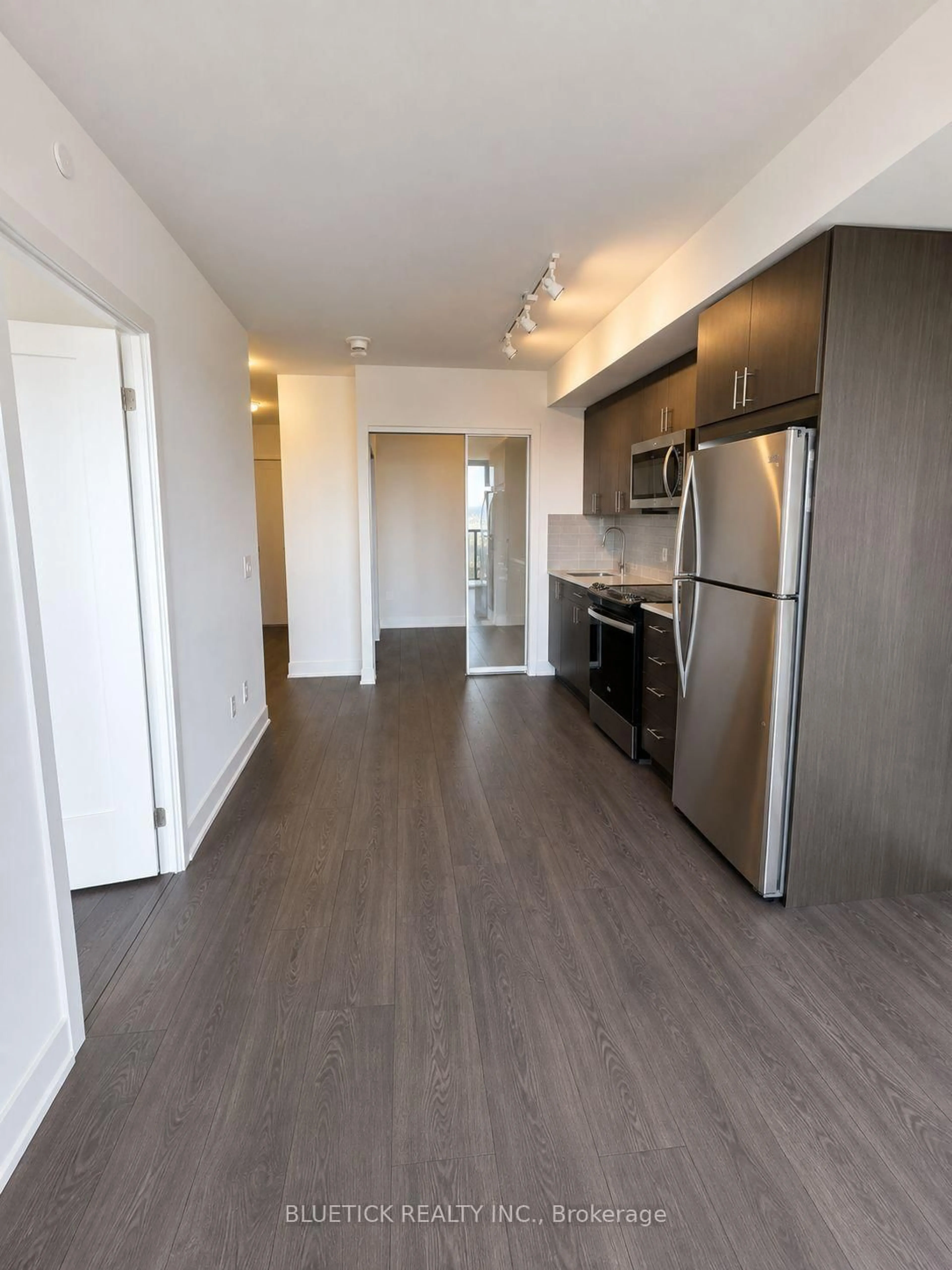 Unknown for 2550 Simcoe St #2508, Oshawa Ontario L1L 0R5