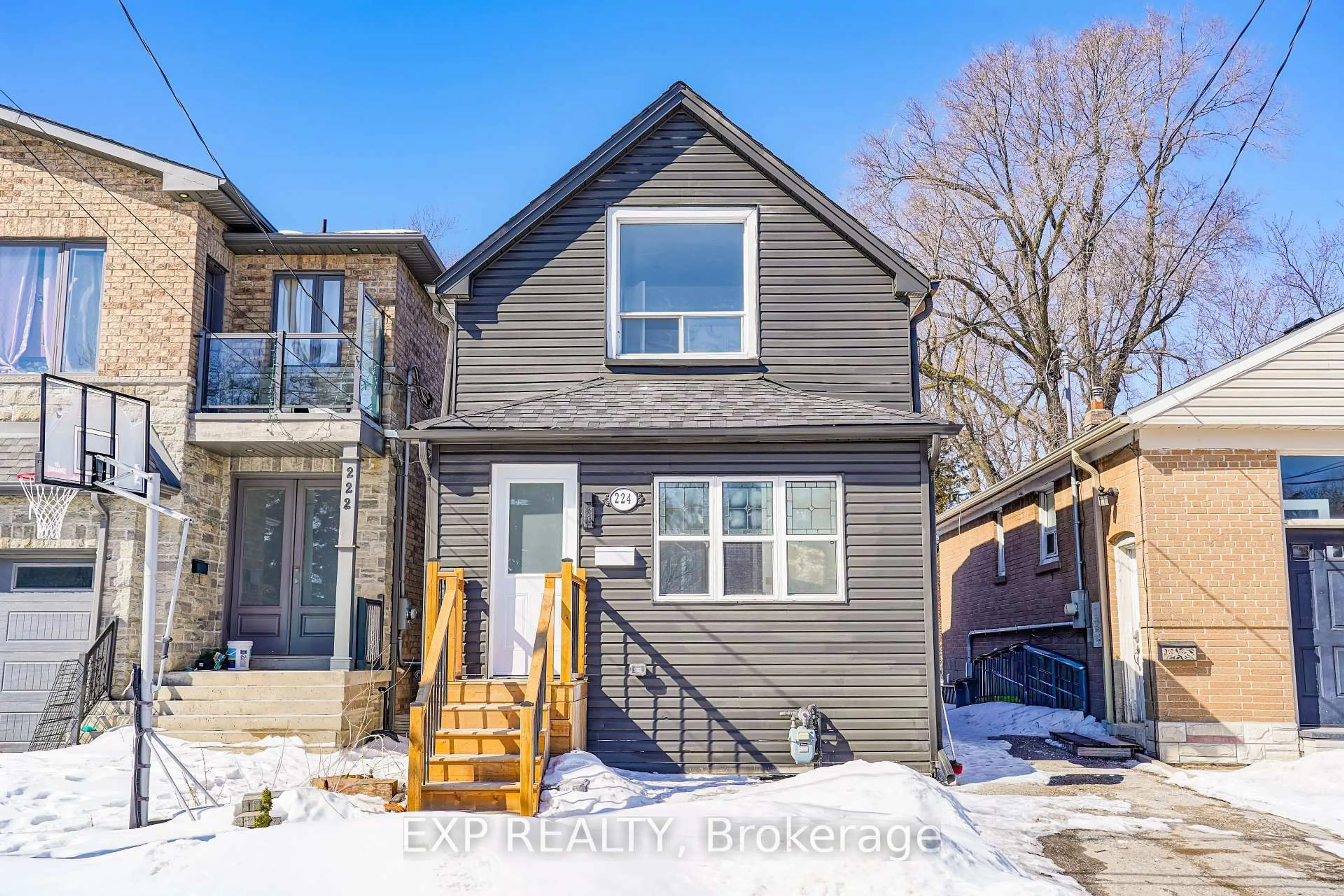 Home with brick exterior material, street for 224 Aylesworth Ave, Toronto Ontario M1N 2J6